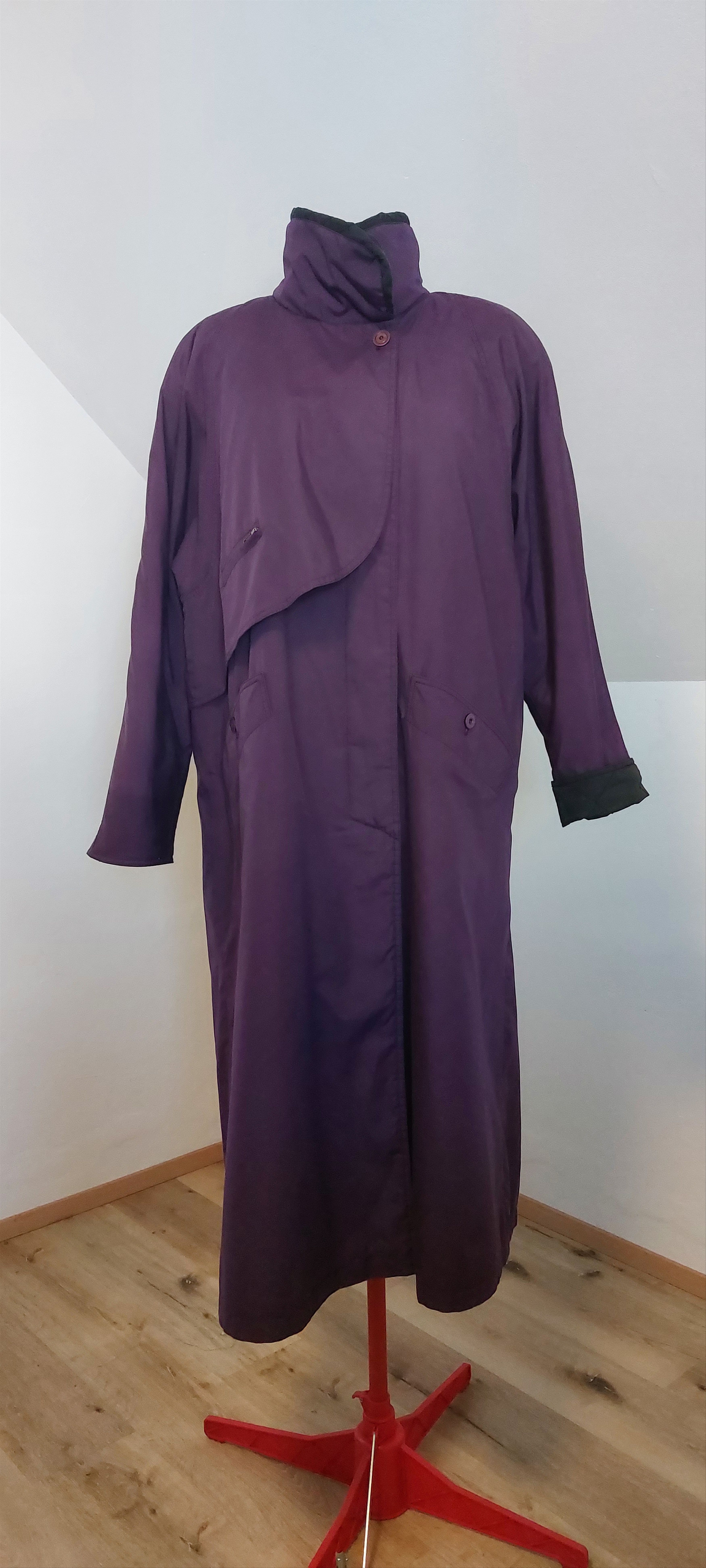 Vintage Long Purple Coat – Oversized Hidden Buttons