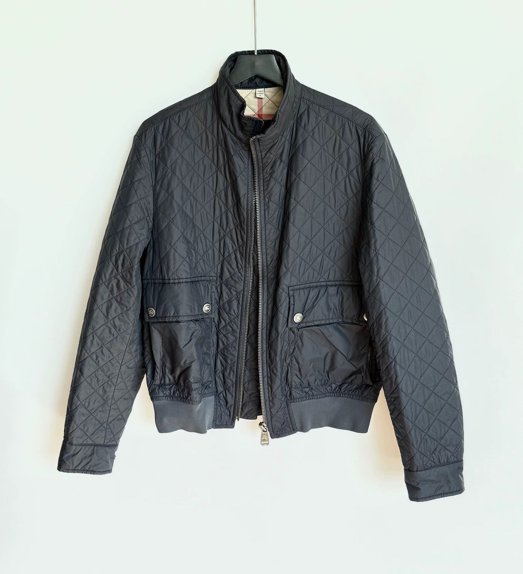 Burberry Burberry Quilted Nylon Down Jacket Nova Check L Size US L / EU 52-54 / 3 - 1 Thumbnail