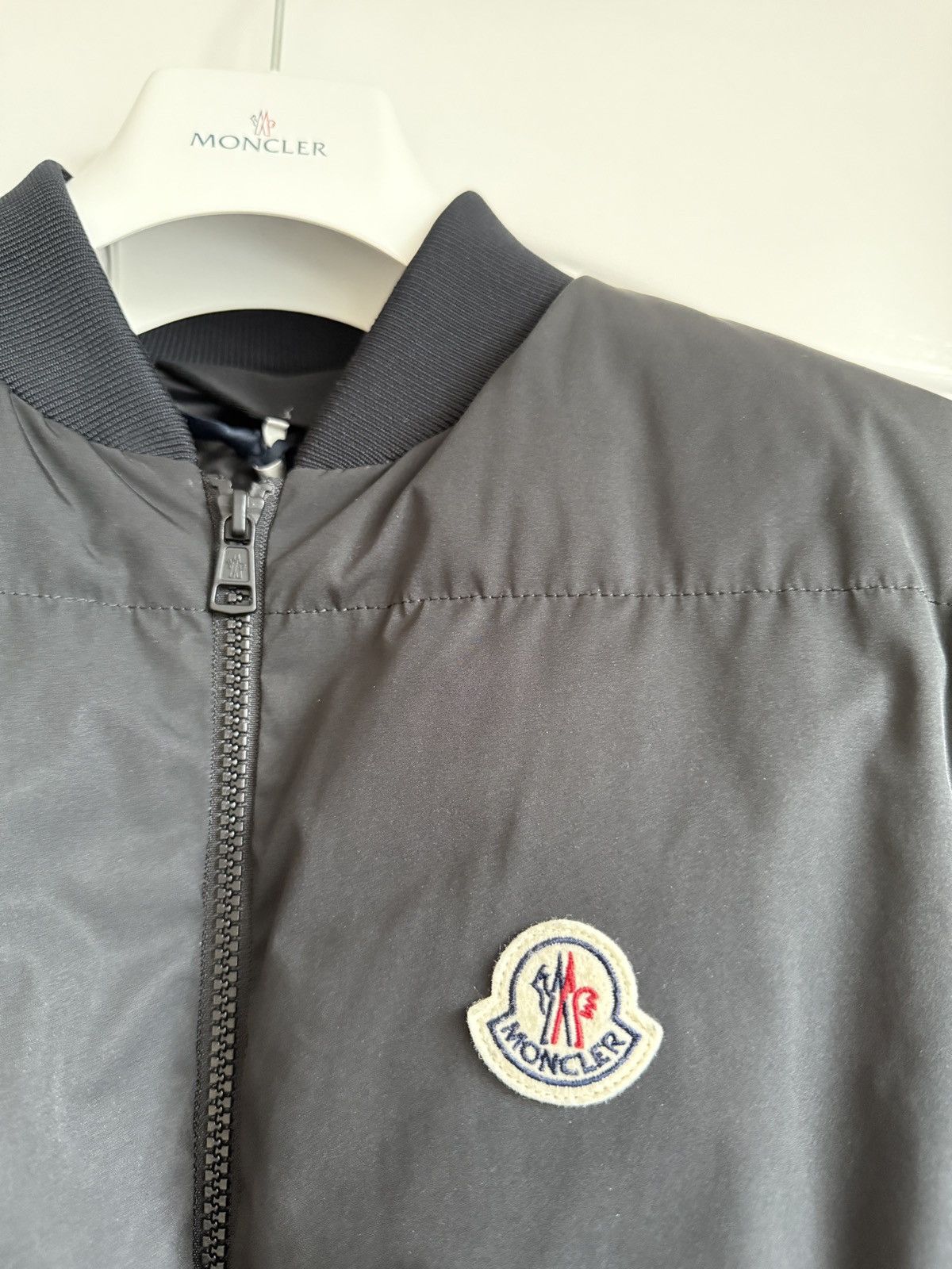 Moncler Moncler Taku Down Jacket - Zip-off sleeves BLK/Size L,3 Size US L / EU 52-54 / 3 - 2 Thumbnail