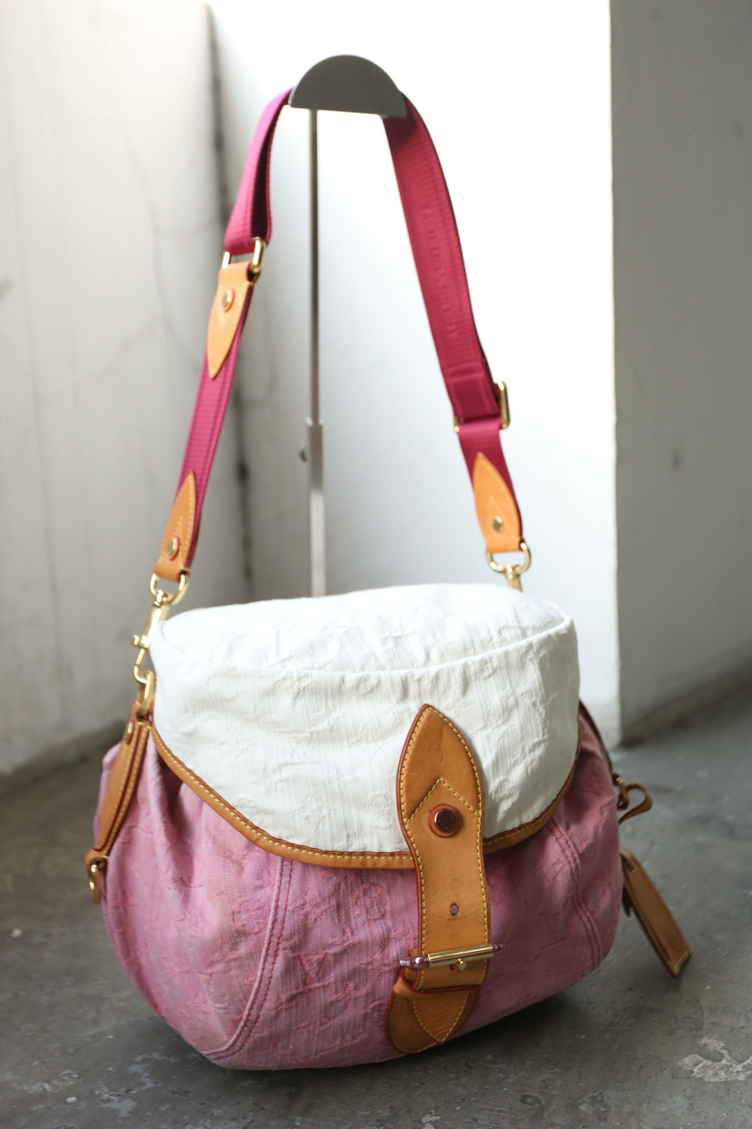 Louis Vuitton Louis Vuitton - Marc Jacobs - S/S 10 - Denim Sunshine NM Size ONE SIZE - 3 Thumbnail