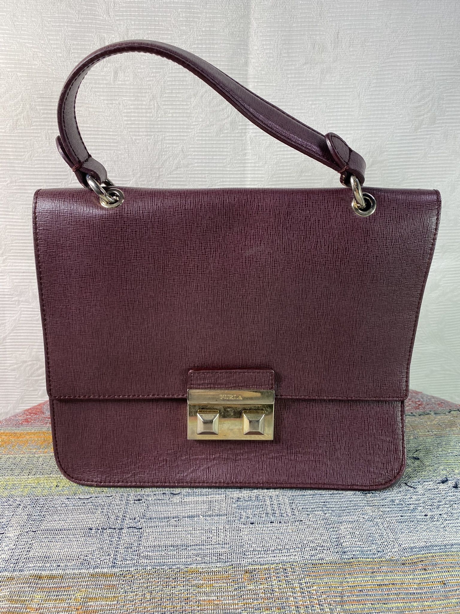 Furla FURLA Metropolis M Burgundy Leather Top Handle Bag Size ONE SIZE - 1 Thumbnail