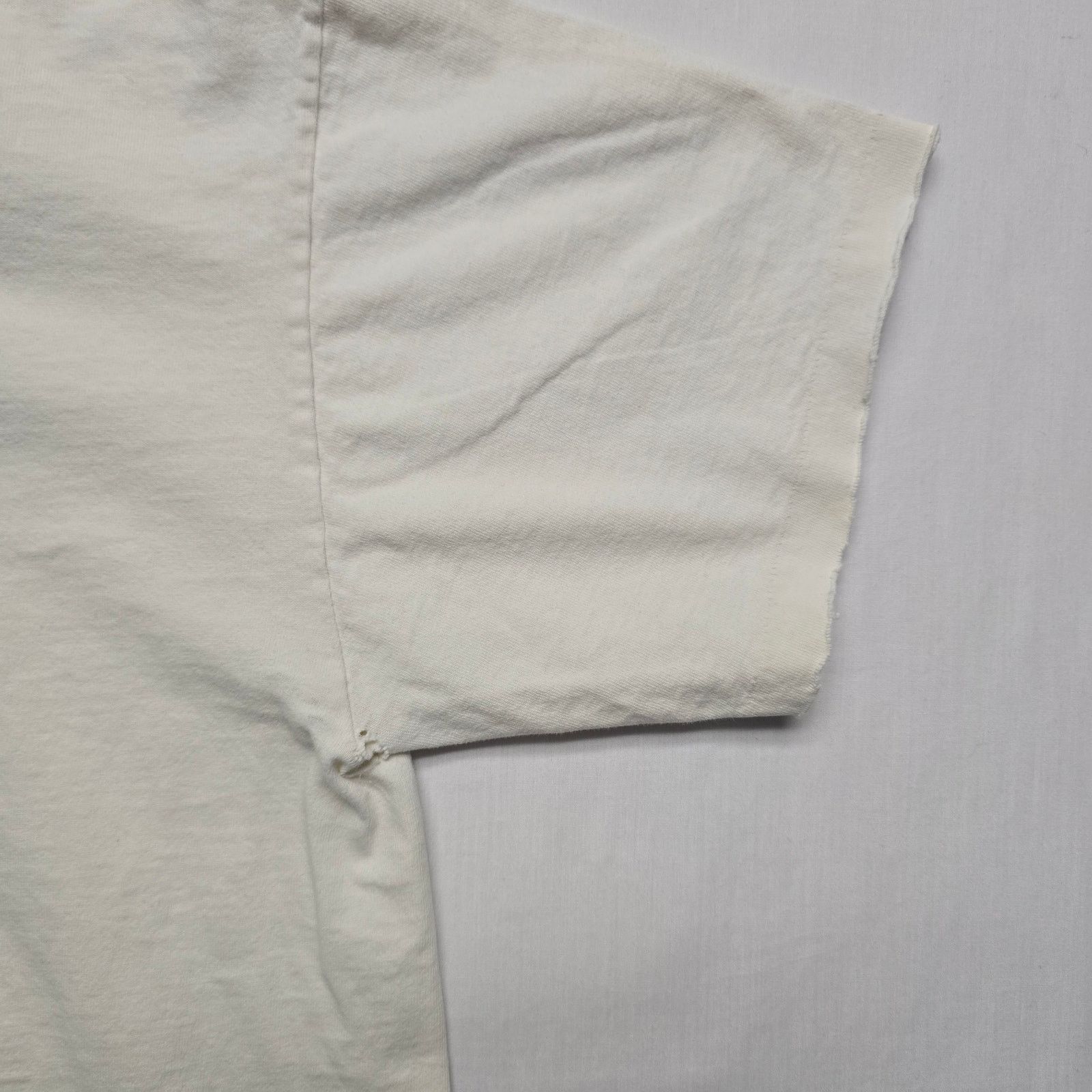 Vintage Vintage Art Of Life Tee CRMC Distressed White L Tee 90s VTG Size L / US 10 / IT 46 - 5 Thumbnail