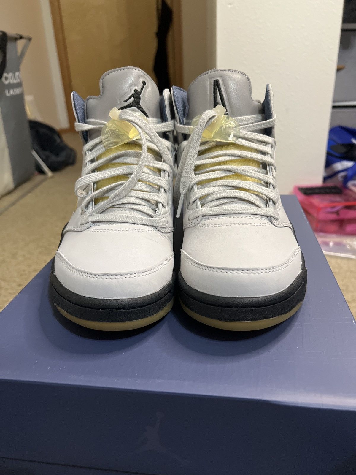 Jordan Brand × Nike Jordan 5 A Ma Maniere Size US 8.5 / EU 41-42 - 5 Thumbnail