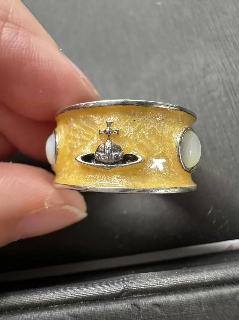 Vivienne Westwood Vivienne Westwood Saturn rings Size ONE SIZE - 1 Thumbnail