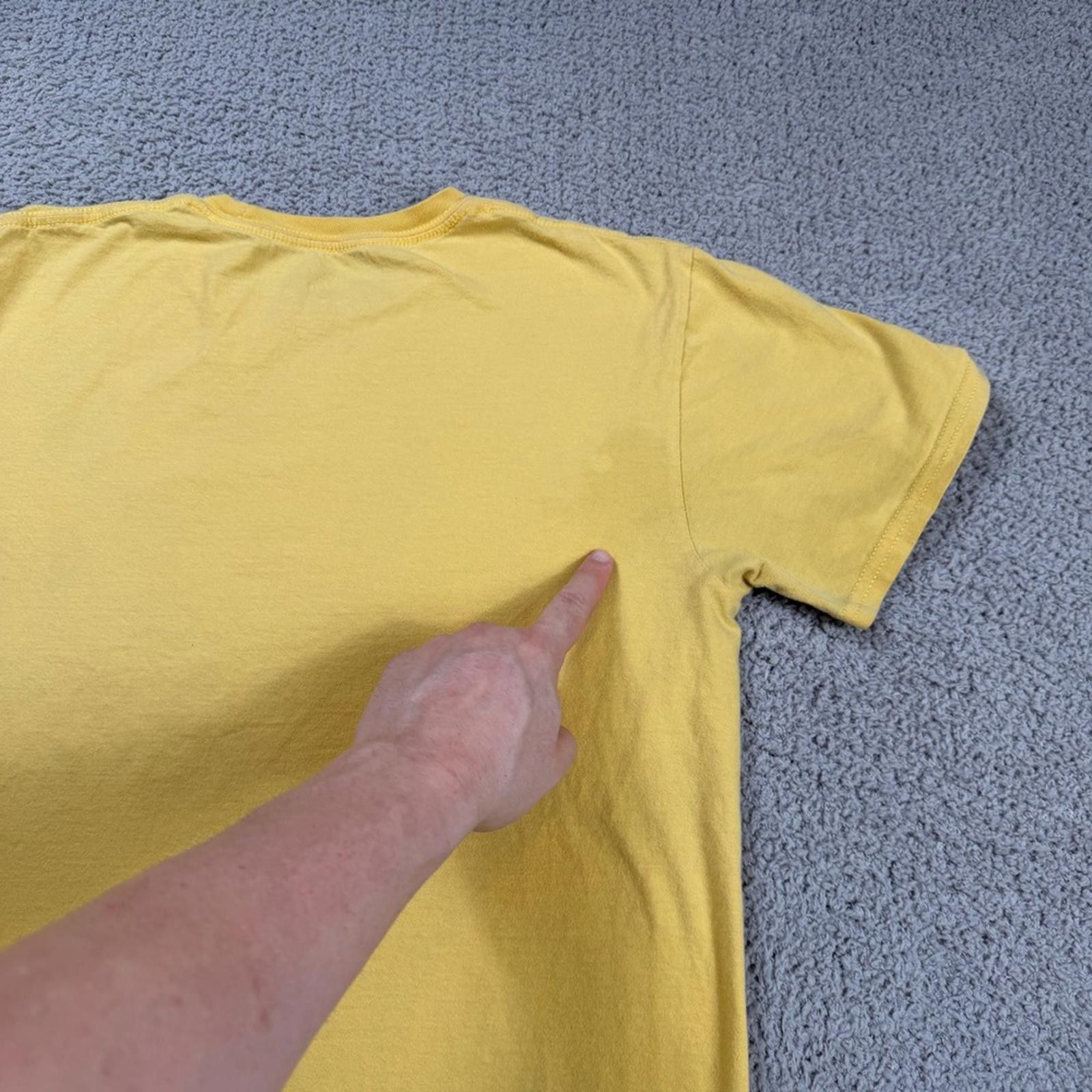Disney Walt Disney World Retro Logo T Shirt Adult M Yellow Rainbow Size US M / EU 48-50 / 2 - 5 Thumbnail