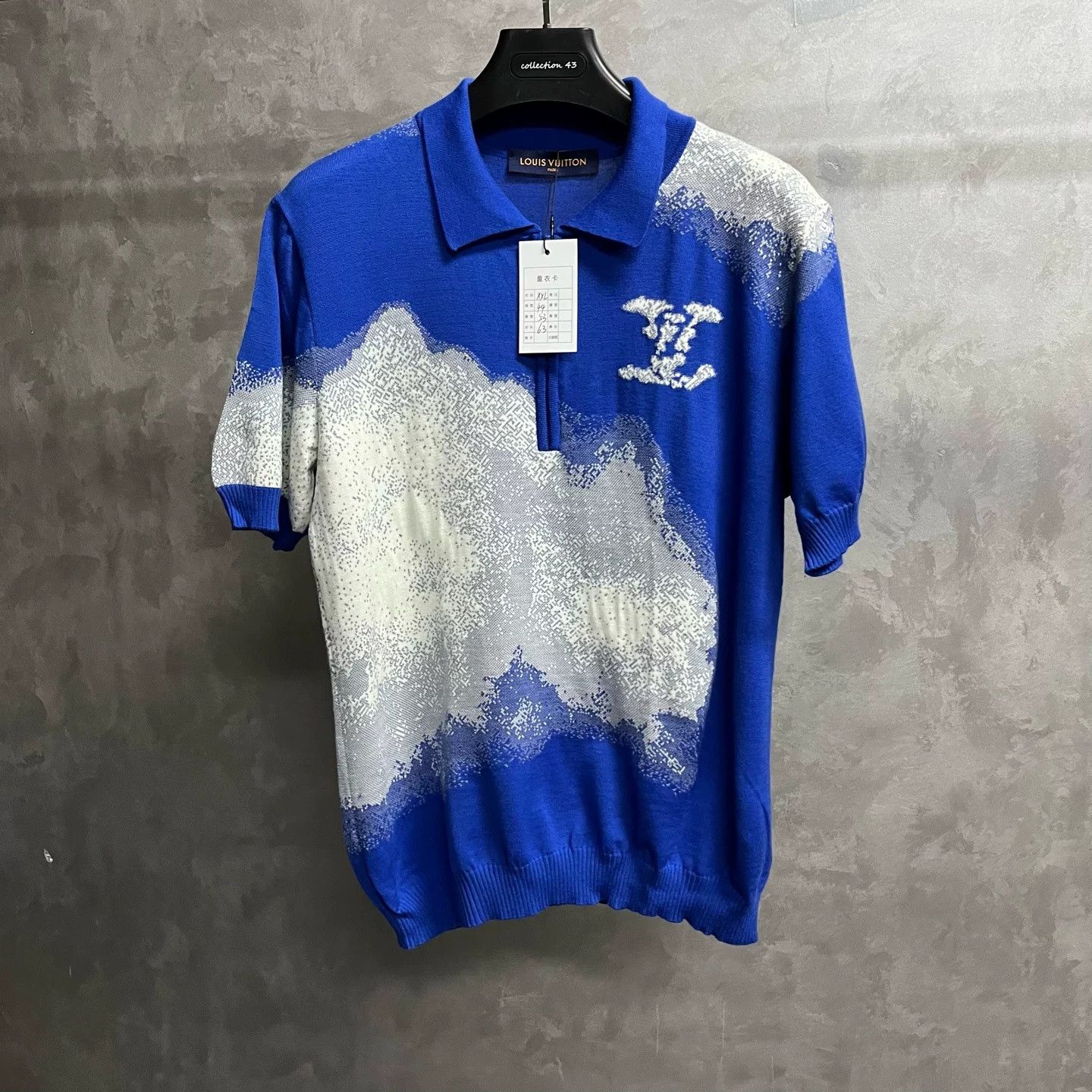 Louis Vuitton Louis Vuitton Blue White Print Polo Size US XXL / EU 58 / 5 - 1 Thumbnail