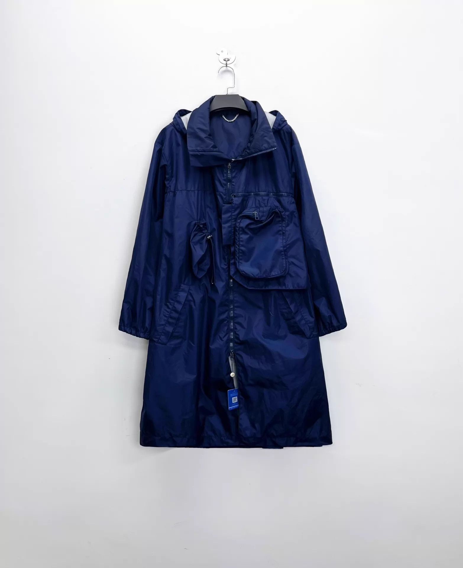 LV Navy Functional Nylon Multi-pkt Hooded Parka 48 Unisex