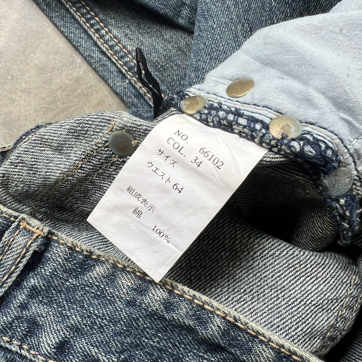 Le Grande Bleu (L.G.B.) 2000s LGB Style Studed Distressed Flare Jeans Size US 29 - 13 Thumbnail