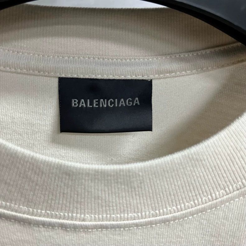 Balenciaga Balenciaga Beige letter logo print round neck short sleeve Size US S / EU 44-46 / 1 - 3 Thumbnail