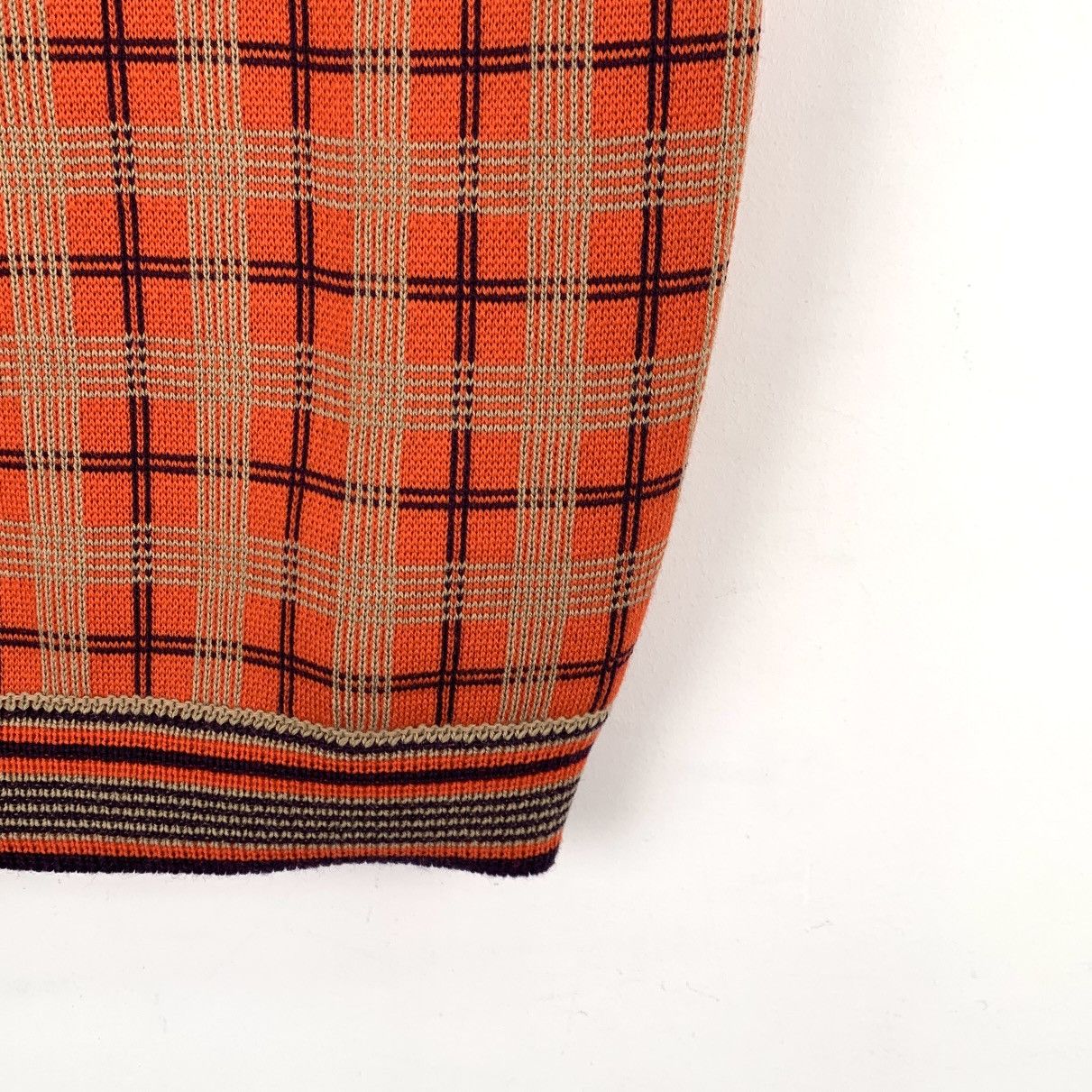 Gucci Gucci Plaid Pig Embroidery Wool Sleeveless Knit Vest K26WX Size XS / US 0-2 / IT 36-38 - 4 Thumbnail
