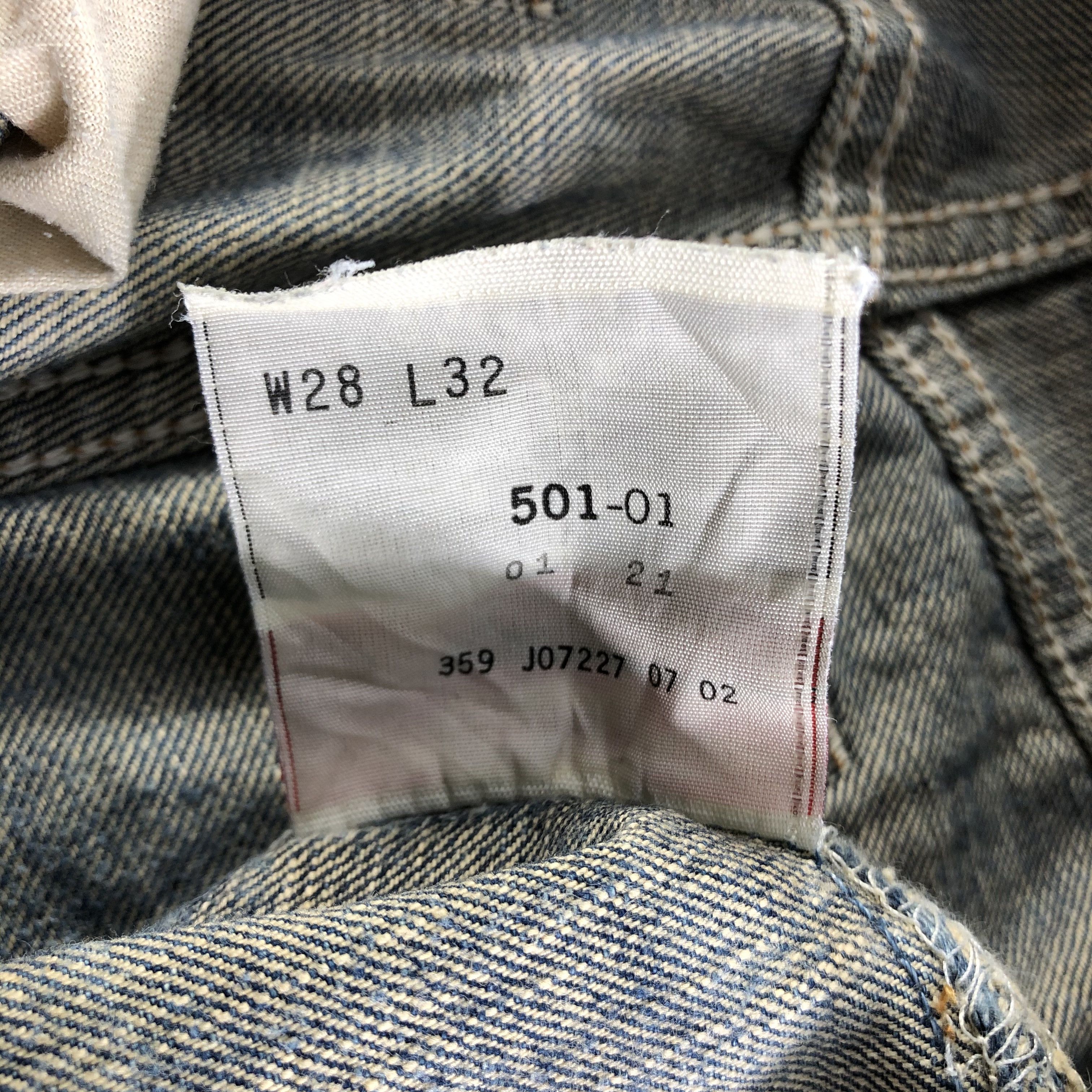 Levi's 90s Vintage Levis 501 Jeans Distressed Denim KJ2281 Size US 28 / EU 44 - 11 Thumbnail