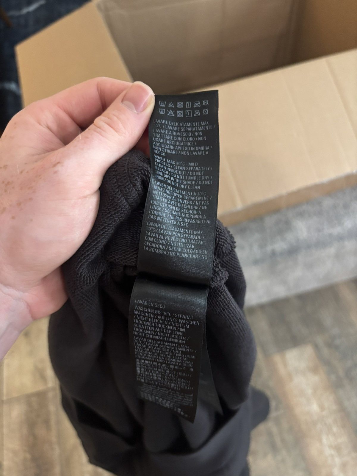 Balenciaga Oversized Washed Black Spellout Logo Pullover Hoodie Size US XS / EU 42 / 0 - 5 Thumbnail