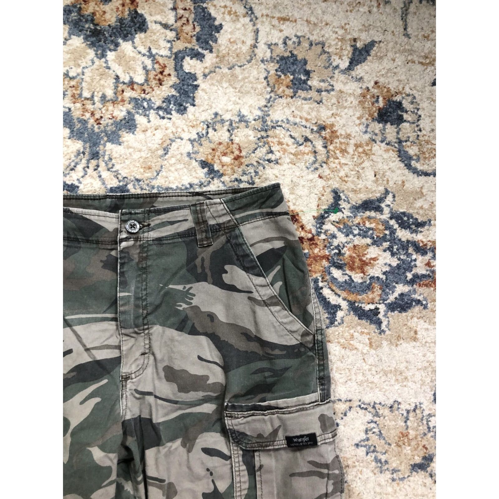 Wrangler Wrangler Cargo Shorts Mens 34 Green Camo Stretch Pockets Outdoor 11 Inseam Size US 34 / EU 50 - 3 Thumbnail