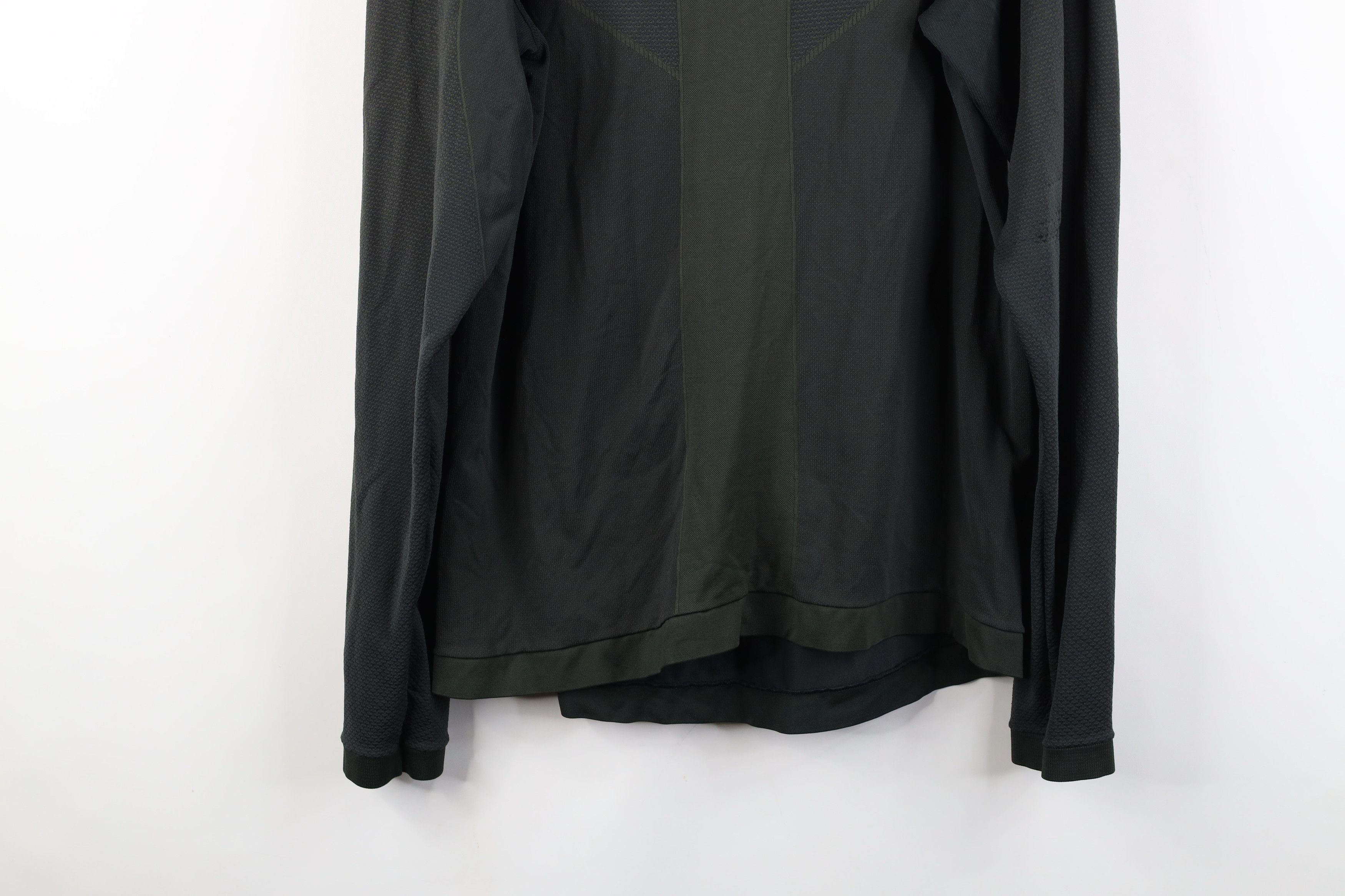 Nike Vintage Y2K Nike Mini Swoosh Knit Half Zip Pullover Top Size US M / EU 48-50 / 2 - 13 Thumbnail