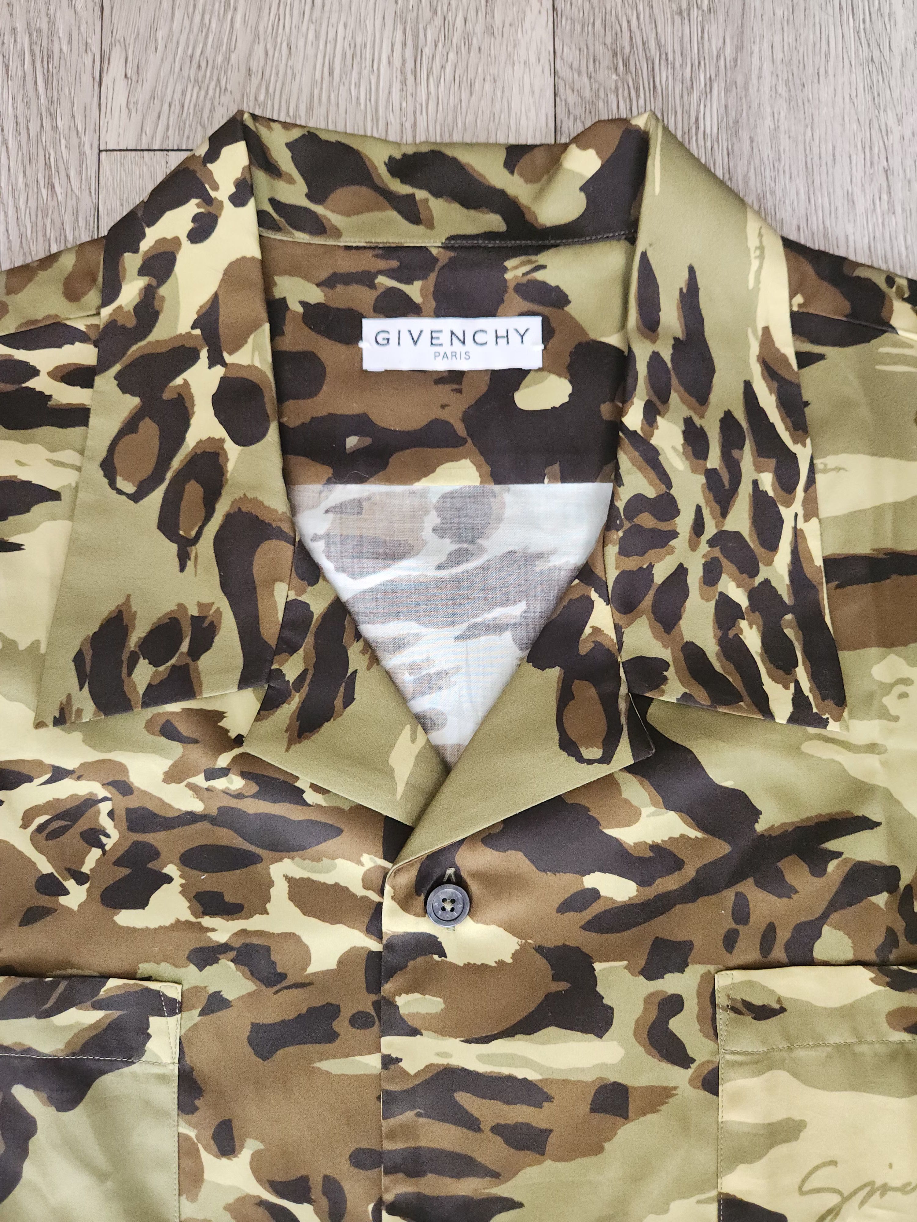 Givenchy Givenchy Camouflage Camp Shirt Size US XL / EU 56 / 4 - 6 Thumbnail
