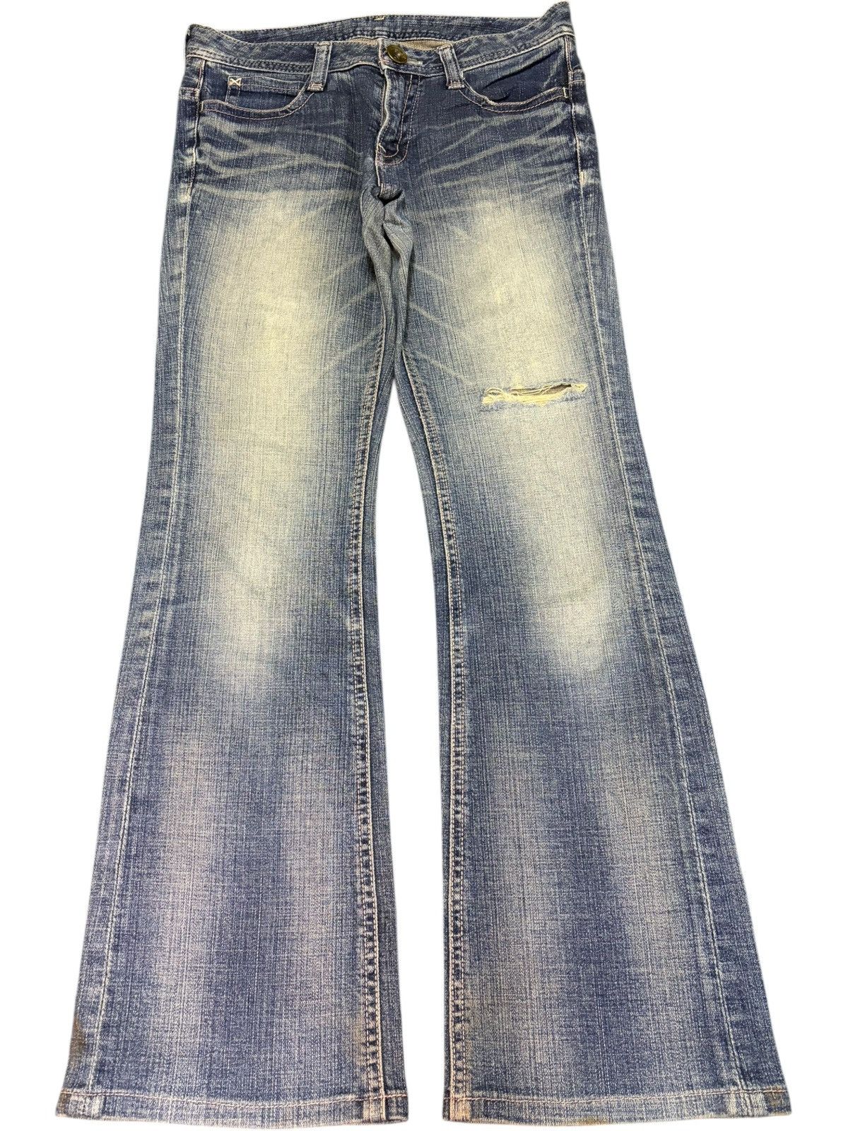 Diesel Vintage Japanese Brand Faded Wash Distress Flare Jeans Size 30" / US 8 / IT 44 - 1 Thumbnail