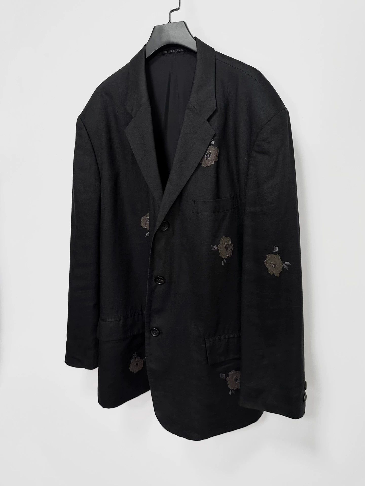 Yohji Yamamoto Yohji Yamamoto 98ss Black Linen Flower Embrd Jkt Size US M / EU 48-50 / 2 - 2 Thumbnail