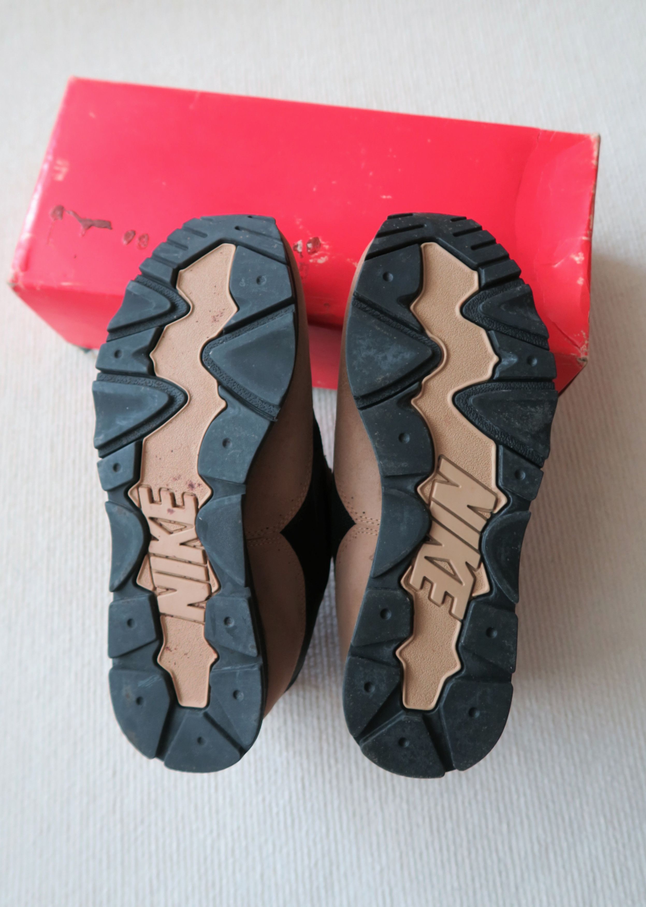 Nike Original 1992 Nike Air Attitude OG Vintage Sneakers Size US 10 / EU 43 - 2 Thumbnail