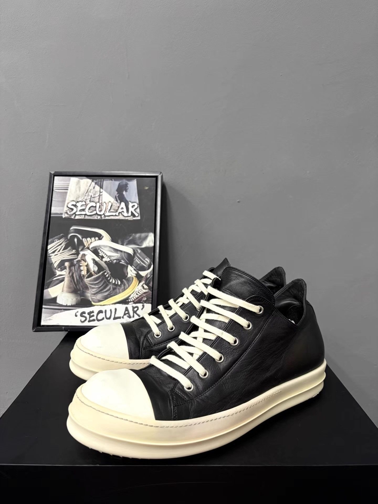 Rick Owens Rick Owens Black White Leather Low Sneakers K34 Size US 12 / EU 45 - 1 Thumbnail