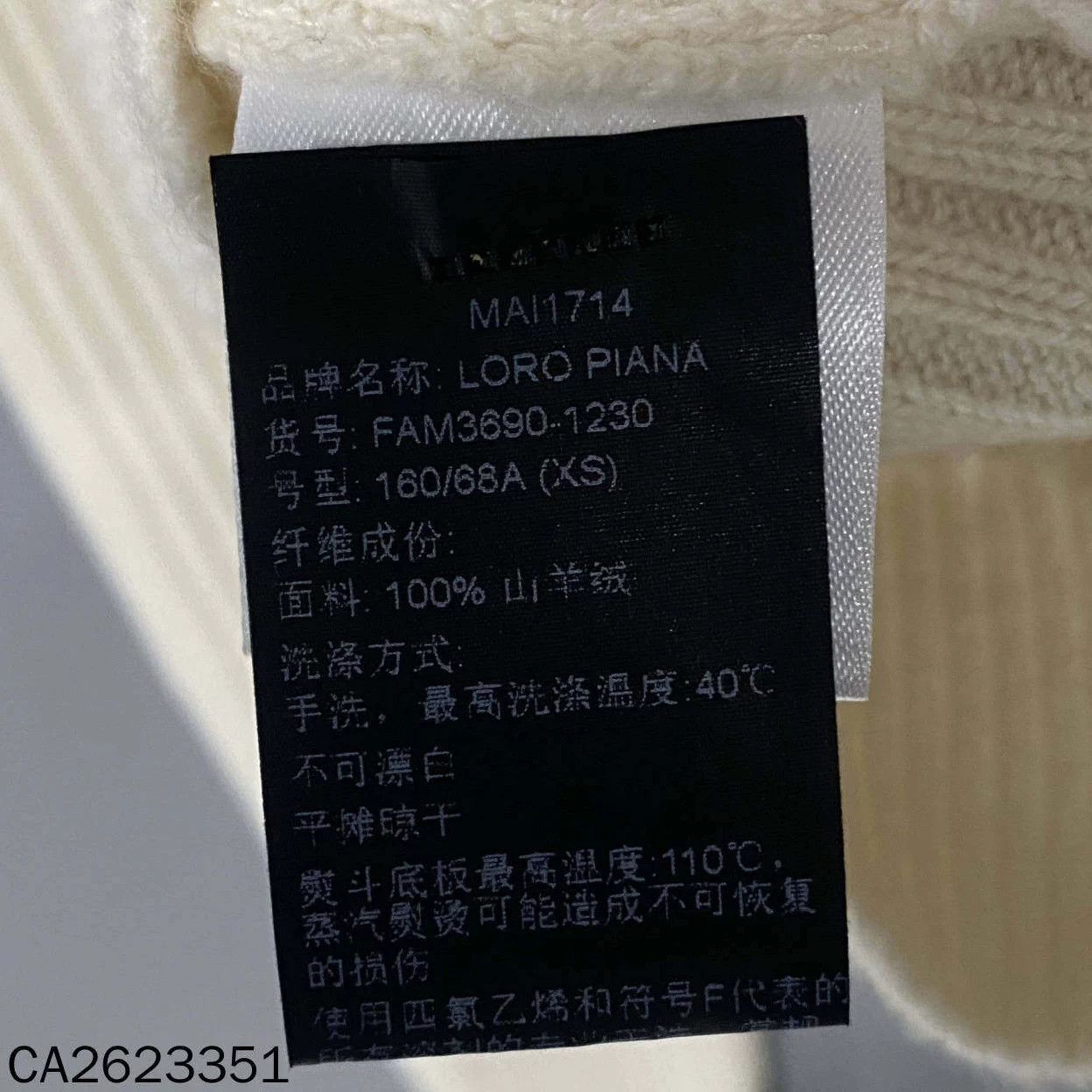 Other Loro Piana White Asym Collar L/S Sweater XS Size XS / US 0-2 / IT 36-38 - 4 Thumbnail