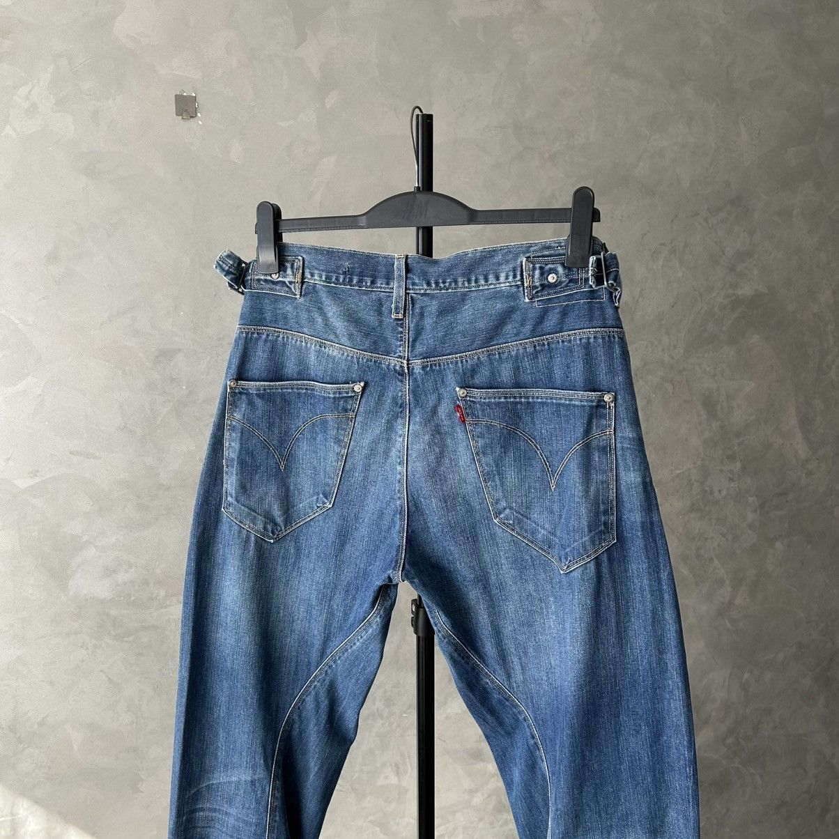 Levi's Vintage Clothing Vintage Levis Engineered Buckle Y2K Japaneese Jeans 32 Size US 32 / EU 48 - 2 Thumbnail