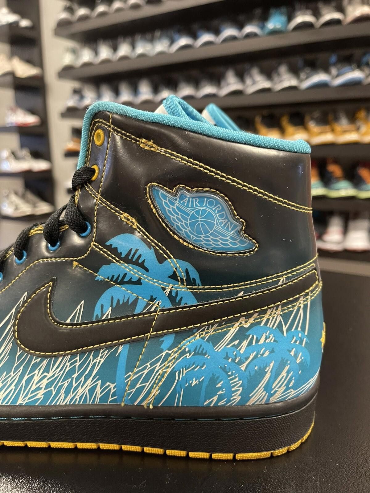 Jordan Brand Size 12 - Air Jordan 1 Retro 2008 High Doernbecher 🔥 Size US 12 / EU 45 - 5 Thumbnail