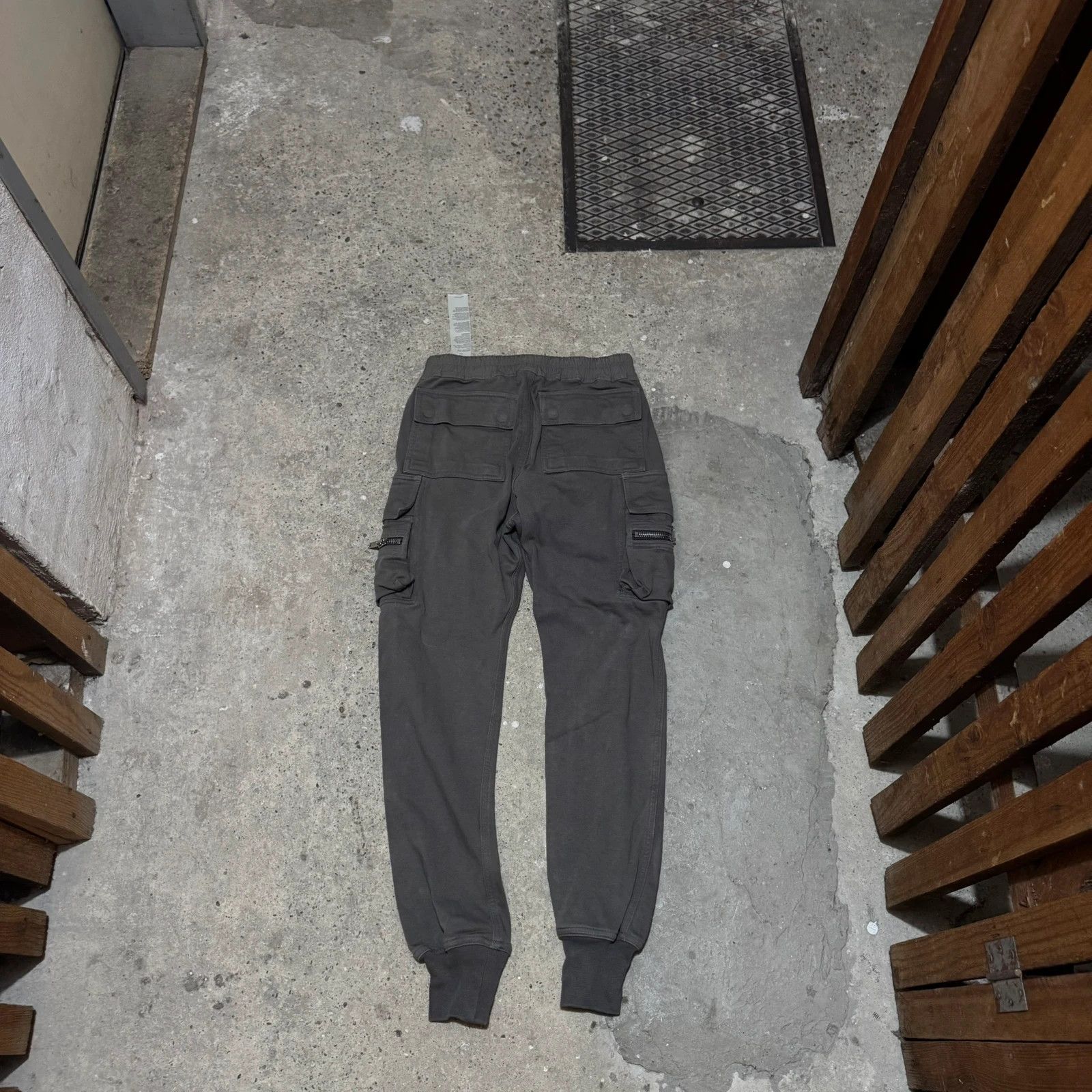 Rick Owens Rick owens fw22 storbe teal mastodon cargo joggers pants Size US 28 / EU 44 - 2 Thumbnail