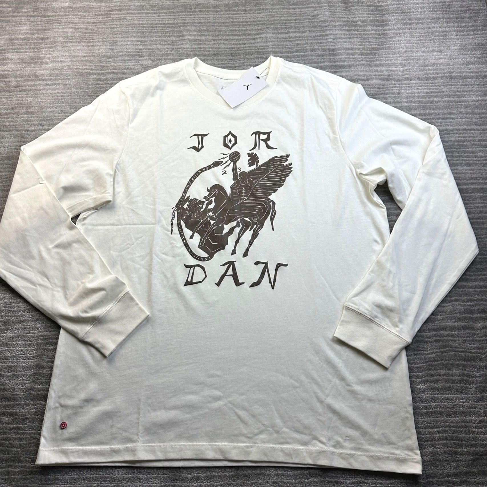 Jordan Brand NEW Jordan Shirt Mens Large Umar Rashid Sail Flight Artist Series Size US L / EU 52-54 / 3 - 2 Thumbnail