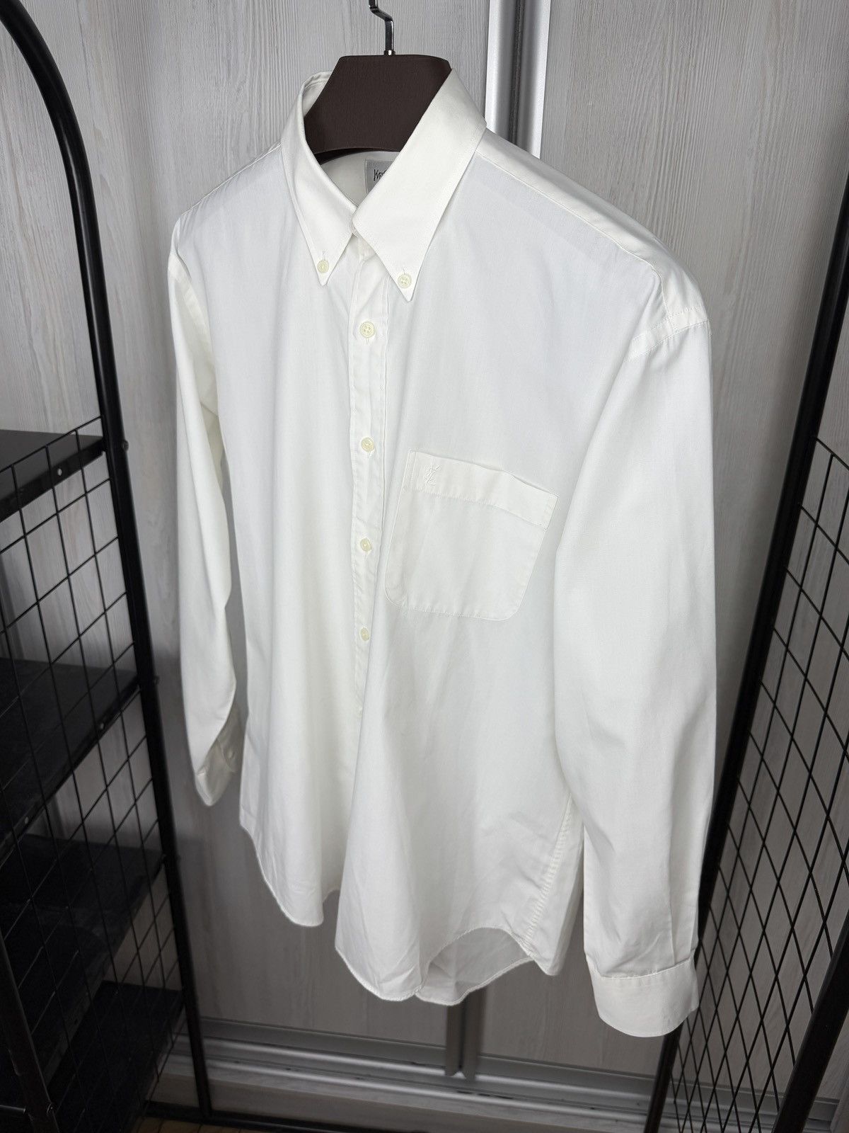 Yves Saint Laurent Yves Saint Laurent White Long Sleeve button up shirt 39 15.5 Size US M / EU 48-50 / 2 - 6 Thumbnail
