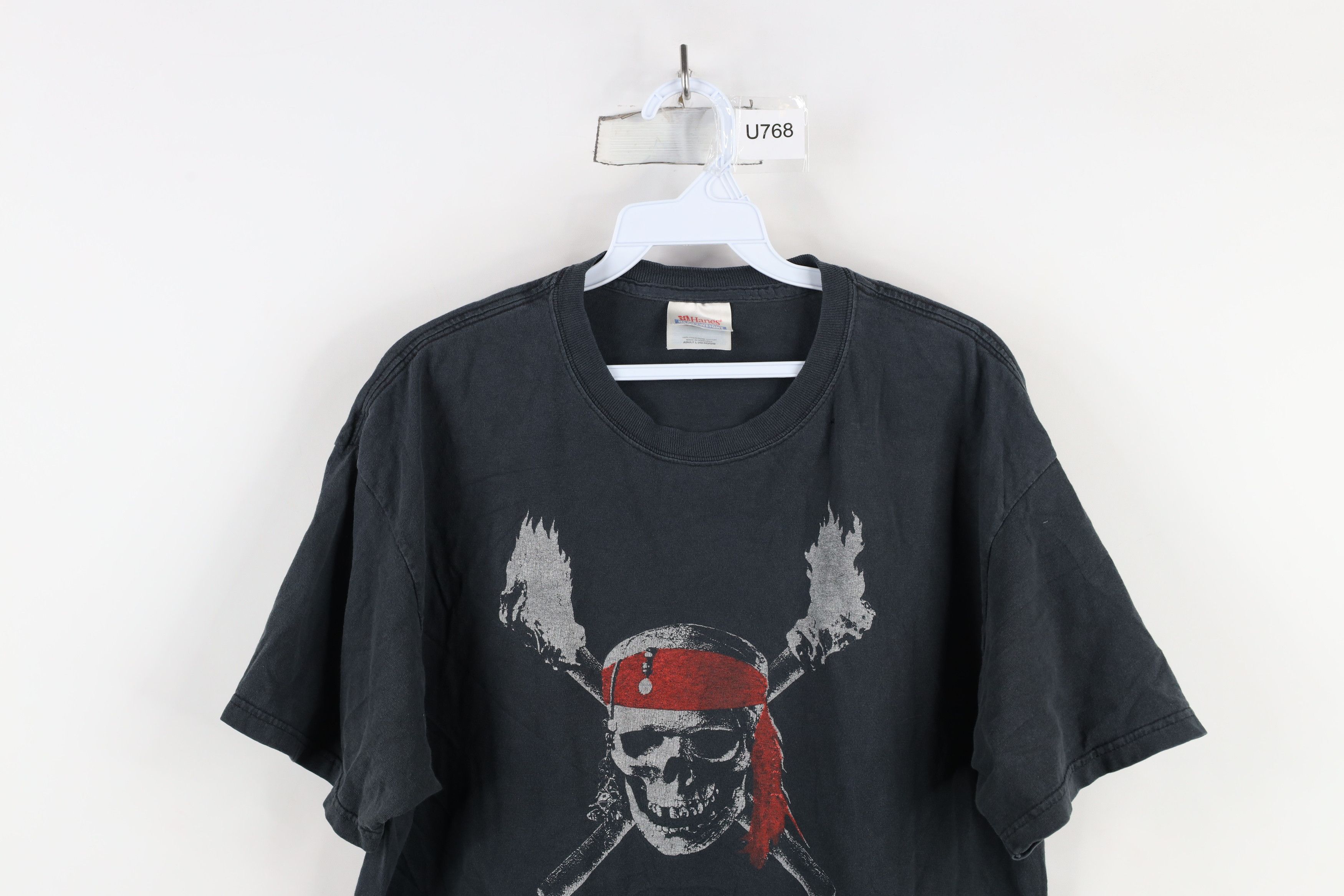 Hanes × Vintage Vintage Disney Pirates of the Caribbean Jack Sparrow T-Shirt Size US L / EU 52-54 / 3 - 2 Thumbnail