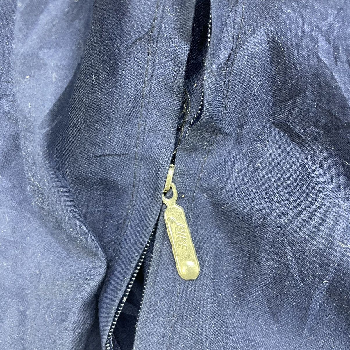 Vintage Vintage Nike Big Swosh Side Tape Jacket Size US L / EU 52-54 / 3 - 6 Thumbnail
