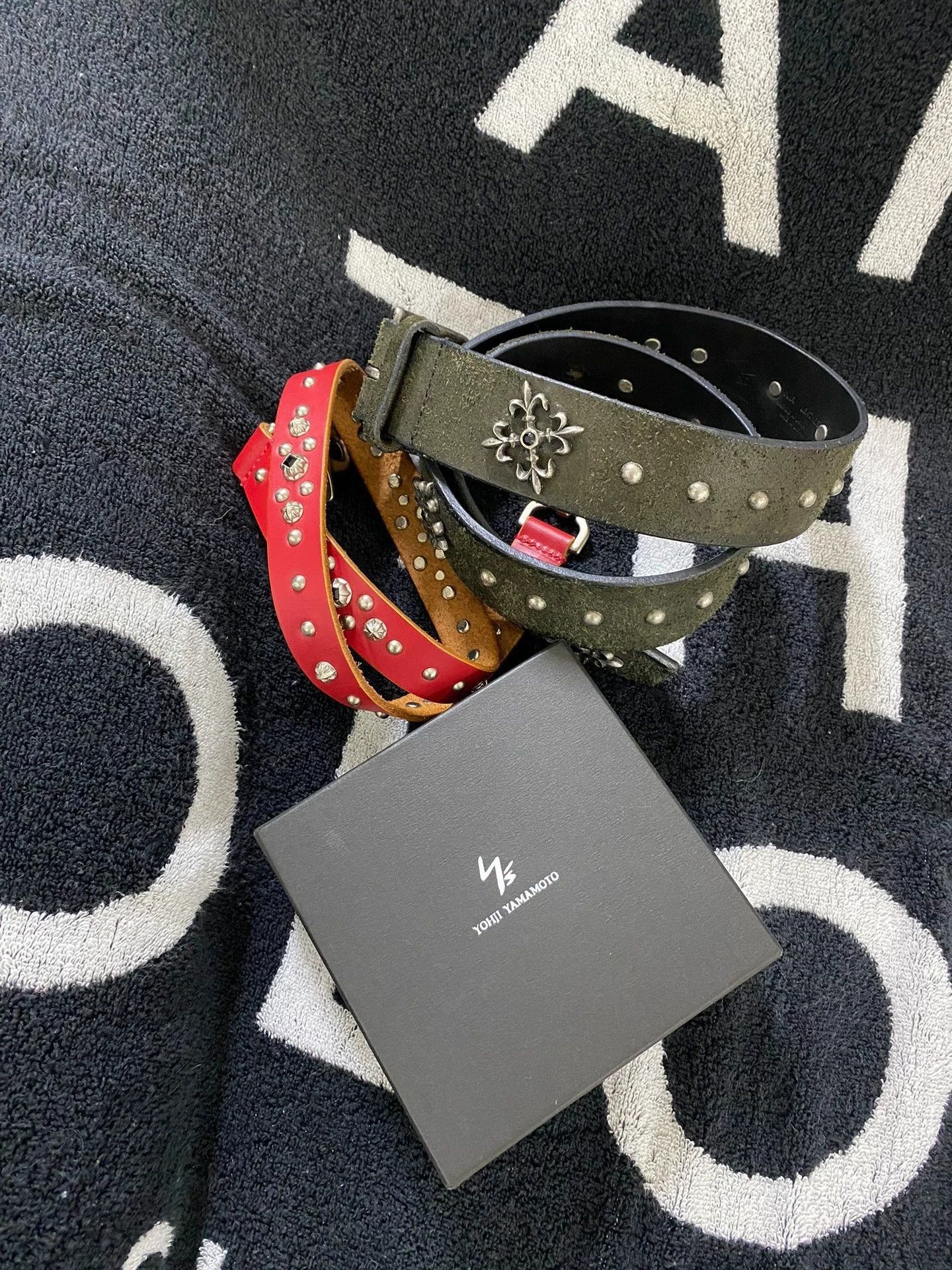 Yohji Yamamoto Red Studded Leather Belt Size ONE SIZE - 1 Thumbnail