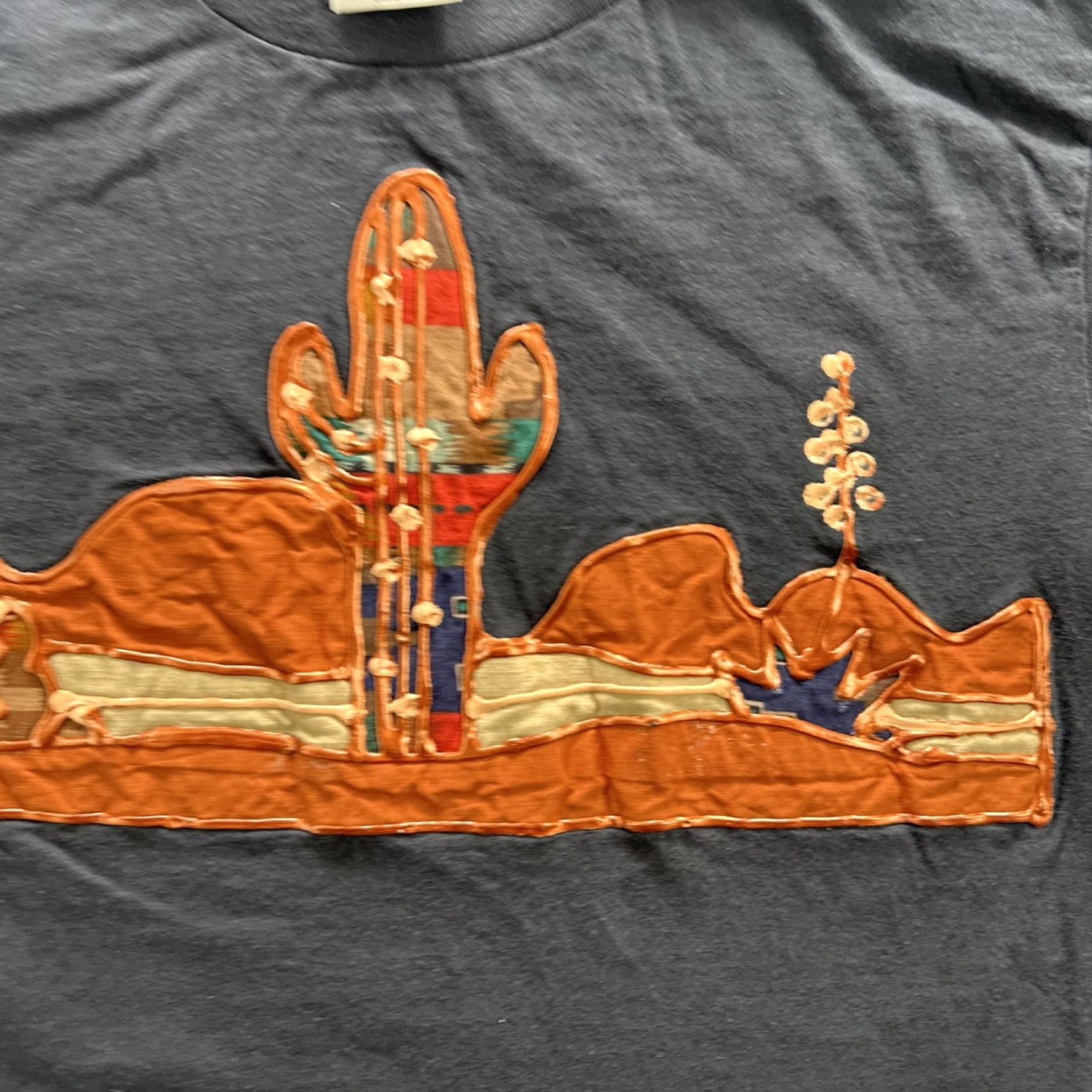 Vintage VINTAGE Oneita Southwest Desert Applique Shirt Mens Large Black Cotton Graphic 90s Shirt Mens Large Black Desert Size US L / EU 52-54 / 3 - 5 Thumbnail