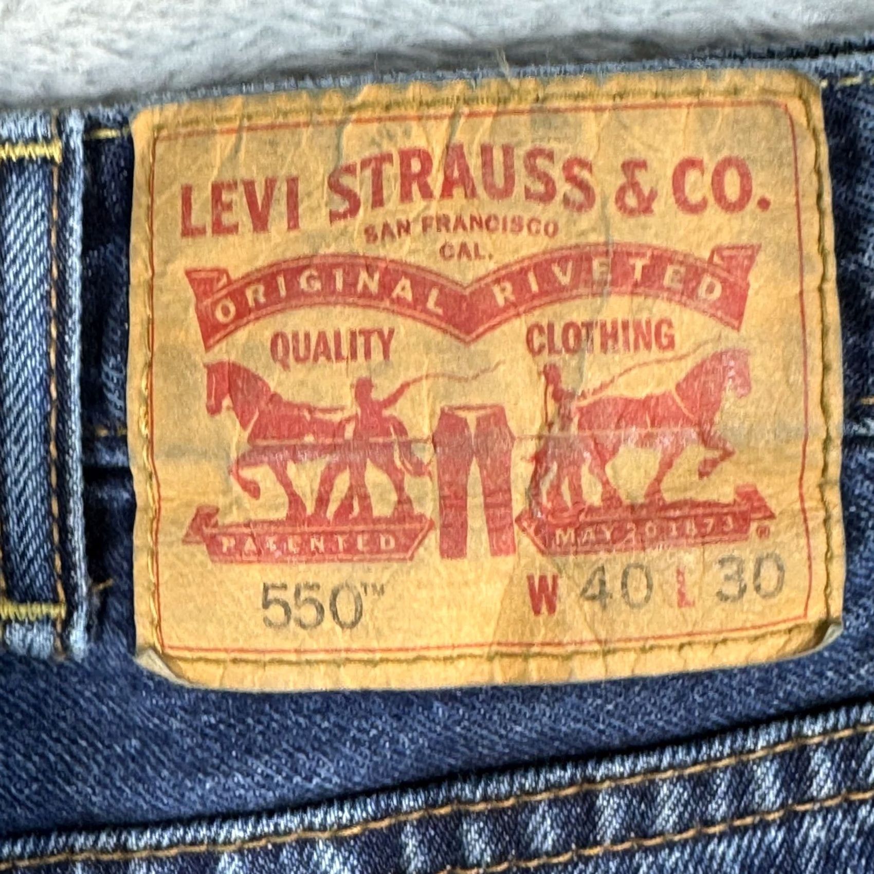 Levi's Levi's Jeans 550 Men Blue Denim Relaxed Straight High-Rise 40 X 30 Regular Size 38 Inseam 30 Zip Fly Button Fly Mens Size US 40 / EU 56 - 3 Thumbnail