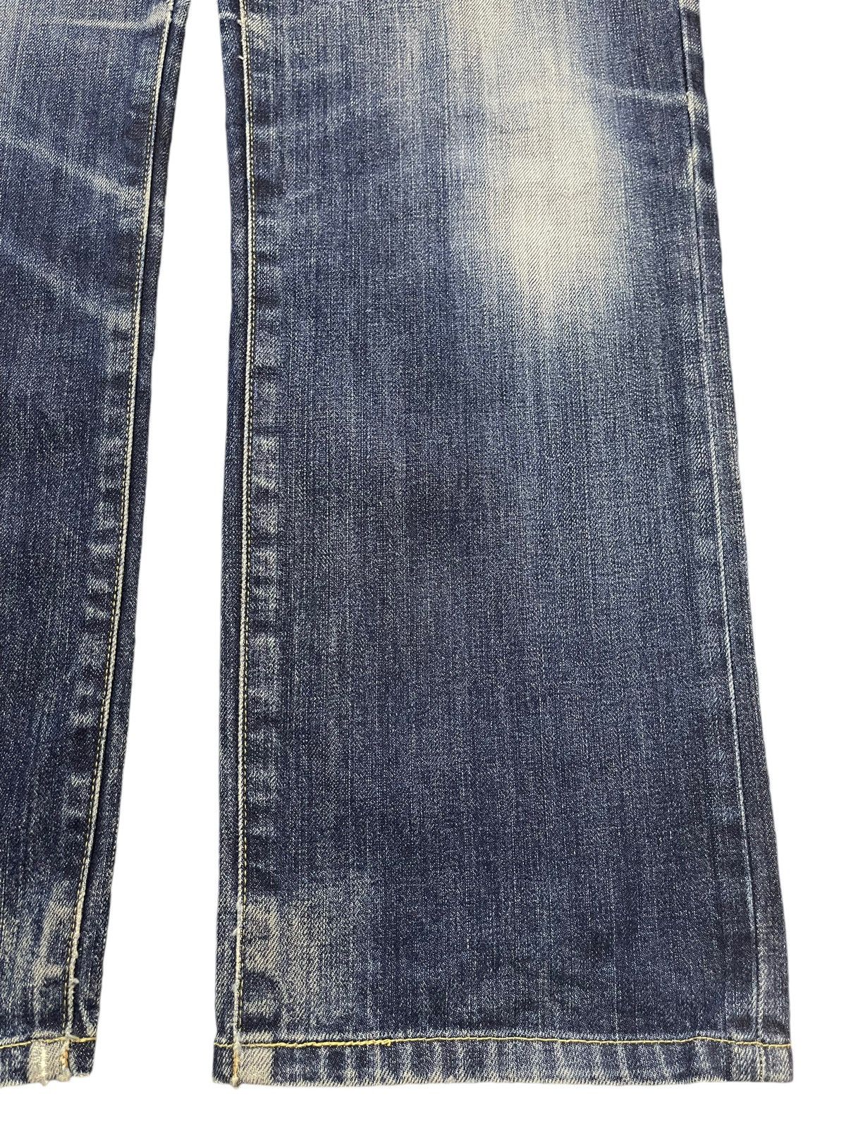 Uniqlo Vintage Y2K Japanese Uniqlo Blue Faded Wash Whisker Straight Size US 36 / EU 52 - 8 Thumbnail