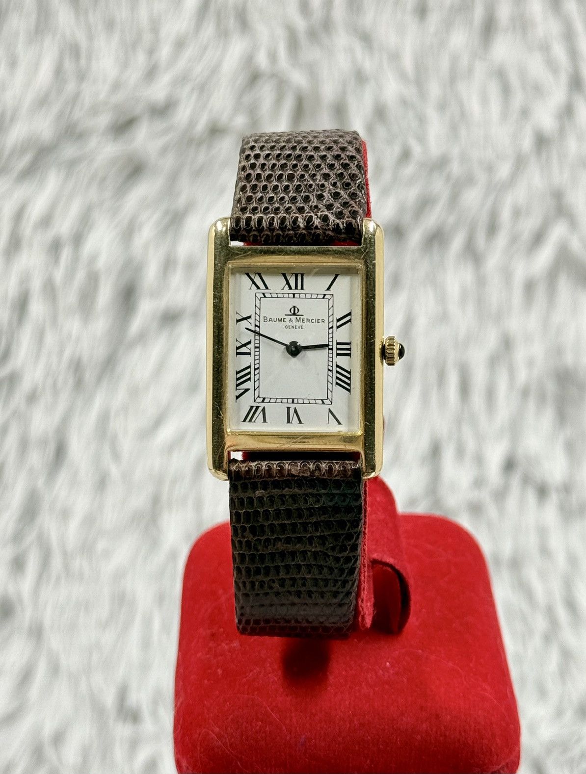 Vintage Vintage Baume & Mercier Tank Swiss Made 14K GOLD Watch Size ONE SIZE - 1 Thumbnail