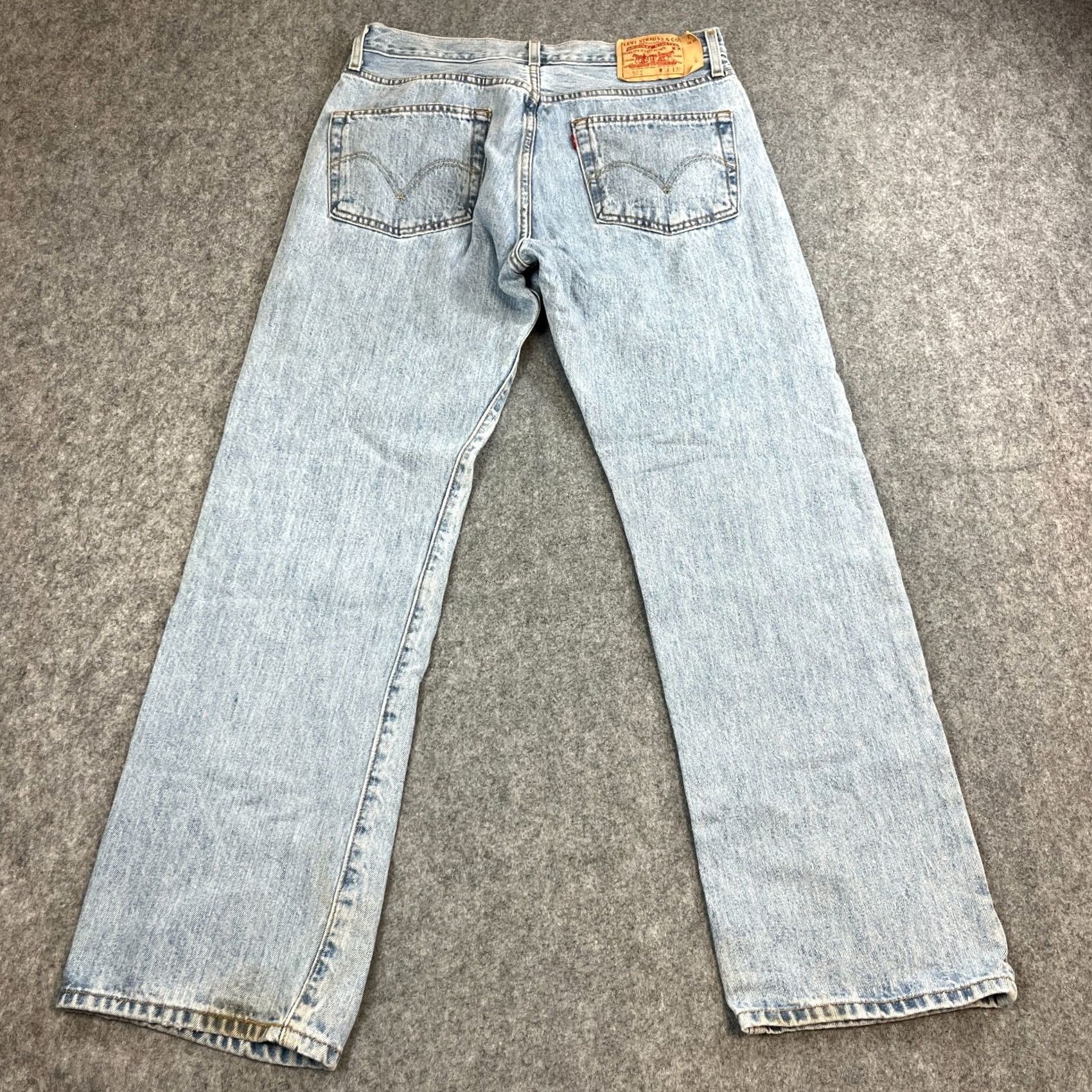 Levi's Levi's 501 Mens Jeans Regular Straight 34 30 Light Wash Blue Vintage 00s jeans Mens 34 Light Blue 501 Series Vintage Jeans Size US 34 / EU 50 - 2 Thumbnail