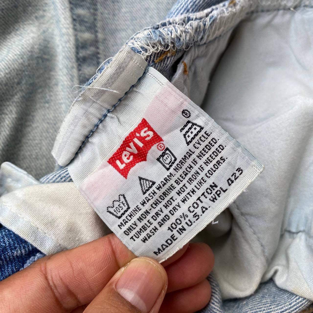 Levi's Vintage Clothing VINTAGE 00S LEVIS 501 DISTRESSED DENIM W32X29"(J09-03) Size US 32 / EU 48 - 11 Thumbnail