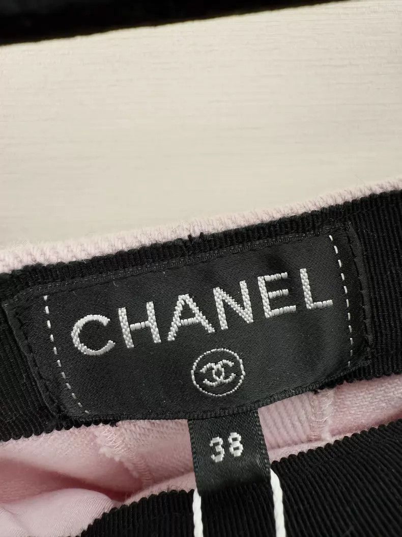 Chanel Chanel Pink five-point pants Size 25" / US 0 / IT 36 - 4 Thumbnail