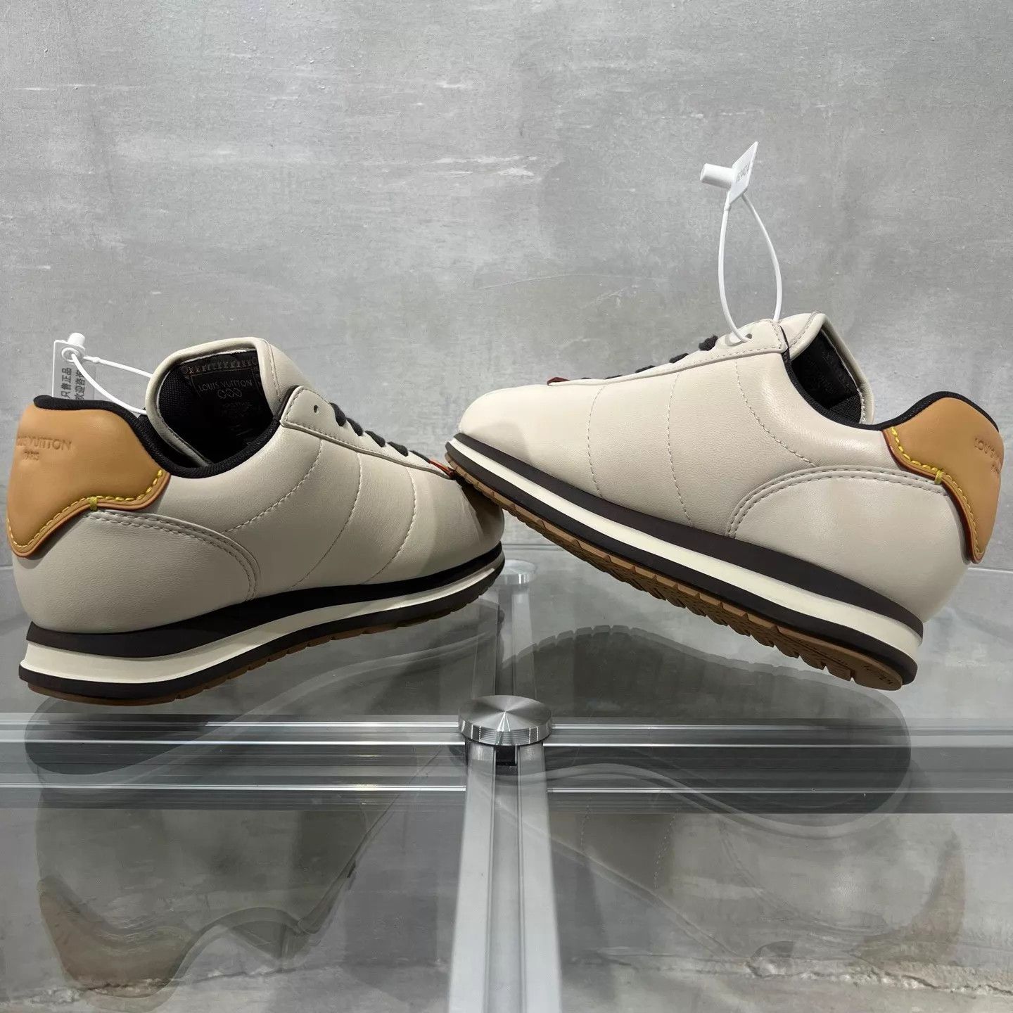 Louis Vuitton LV Buttersoft Beige Sneakers UK7 Original Box Size US 8 / EU 41 - 5 Thumbnail