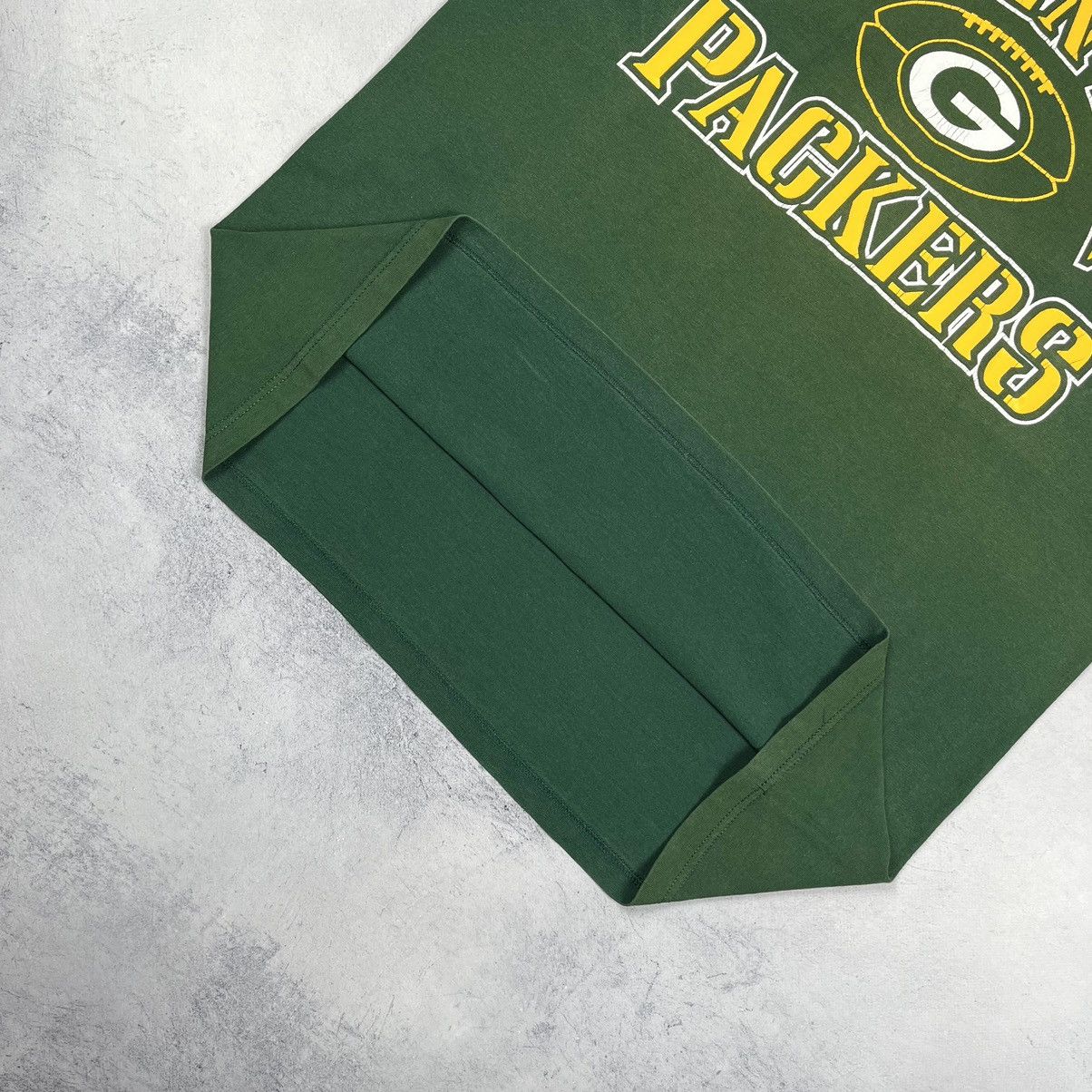 NFL Vintage Green Bay Packers NFL faded Made in USA tee 90’s Size US XL / EU 56 / 4 - 10 Thumbnail