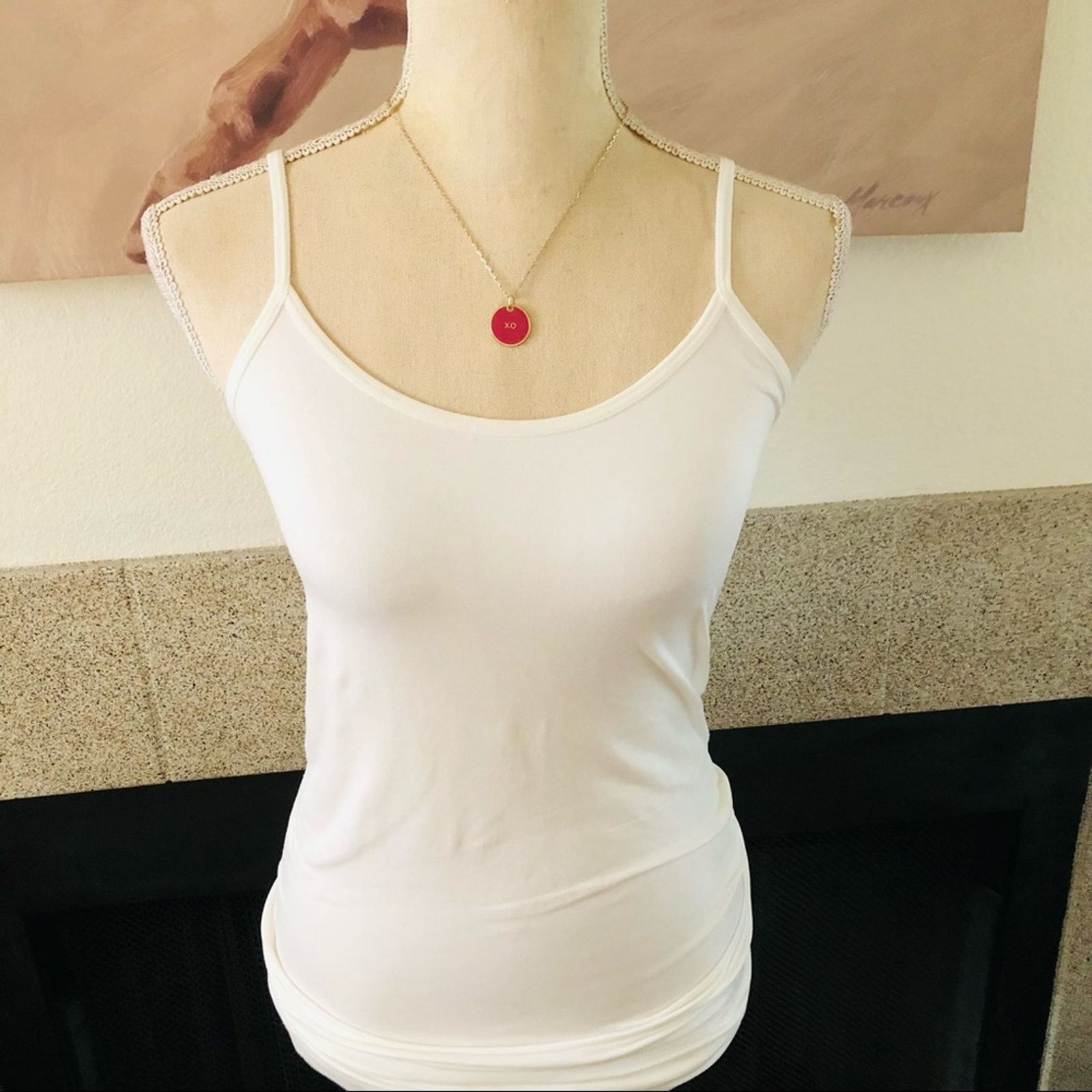 Jewelry XO rose enamel pendant on chain necklace Size ONE SIZE - 3 Thumbnail