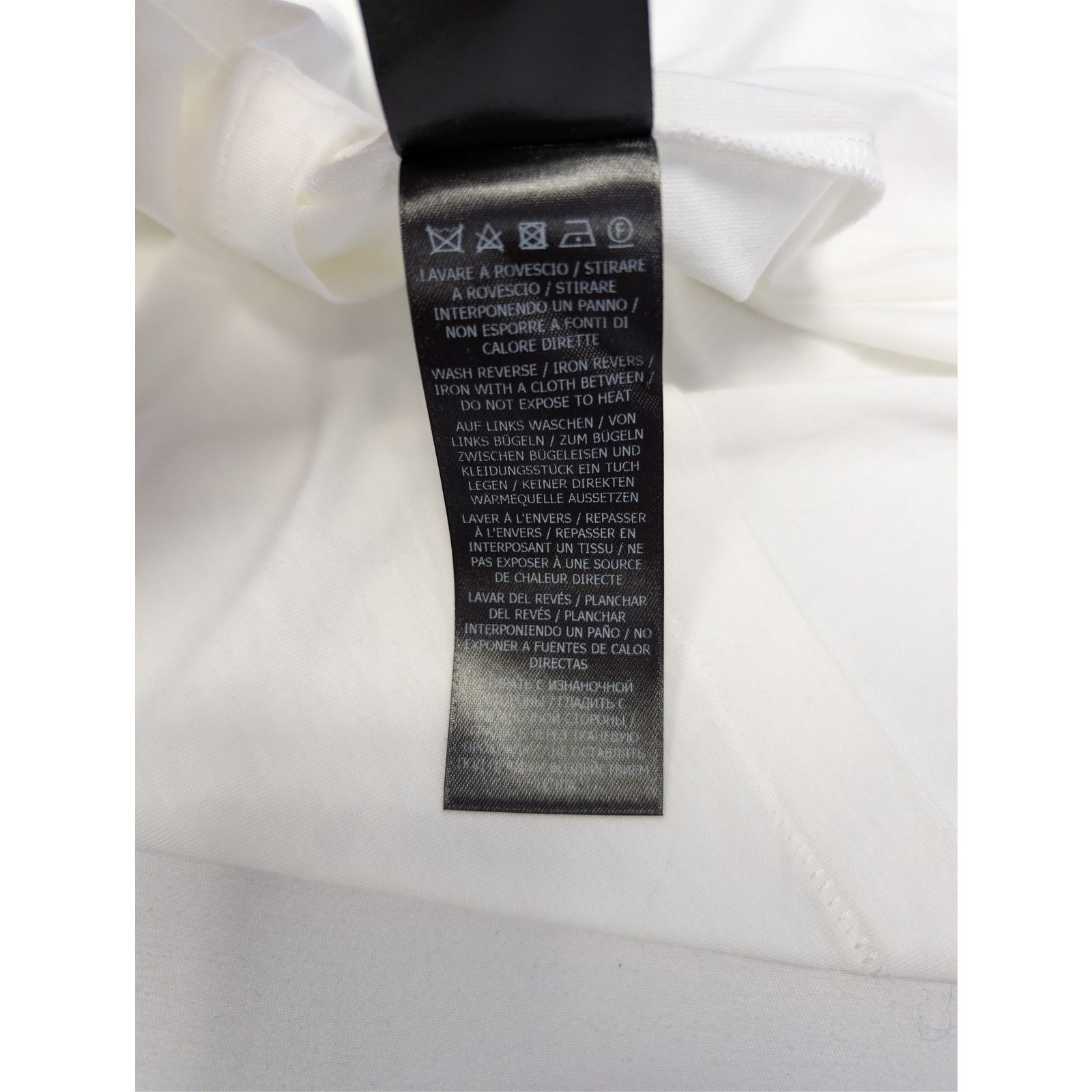 Tom Ford o1rshd1 CC20 T-Shirt in White Size US M / EU 48-50 / 2 - 19 Thumbnail