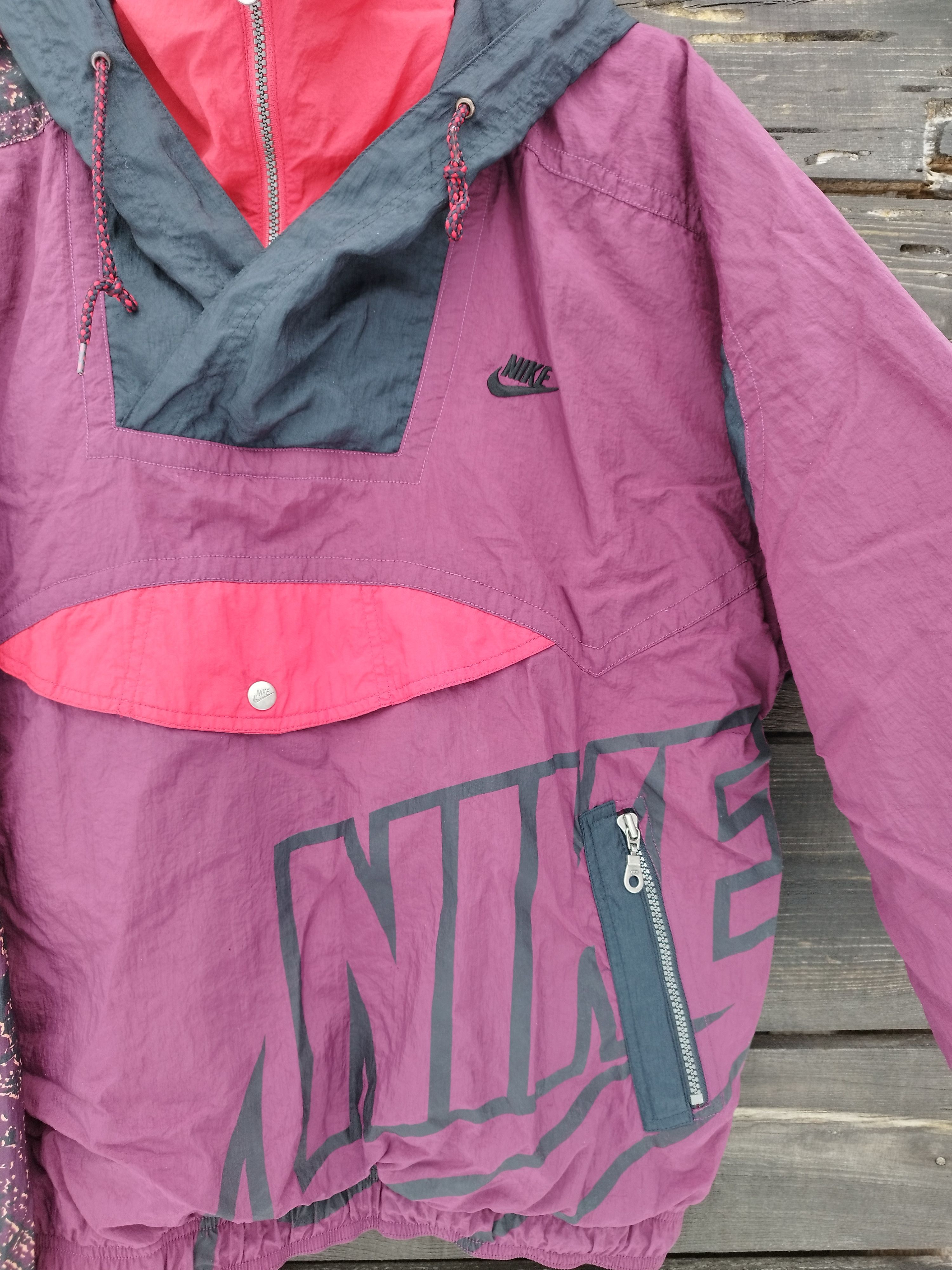 Nike RARE 90s Vintage Nike Graphic Anorak Nylon jacket – Size L Size US L / EU 52-54 / 3 - 4 Thumbnail