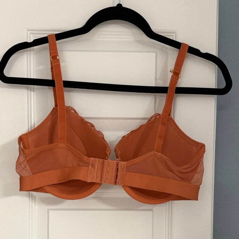 Other Lively Lace T-Shirt Underwire Bra - 36D Size ONE SIZE - 2 Thumbnail