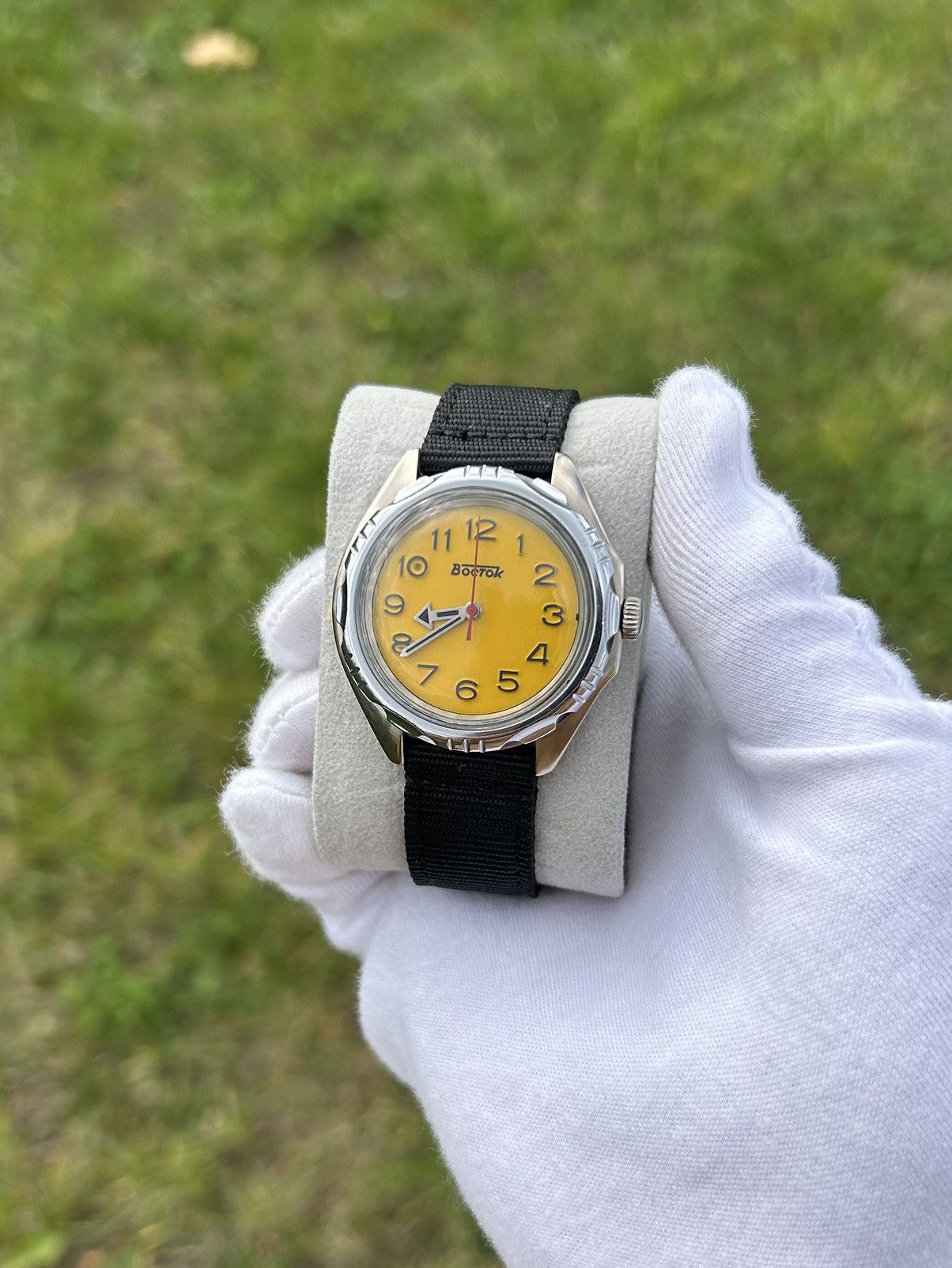 Vintage Vintage Watch Vostok USSR Soviet Mechanical Wristwatch 1980 Size ONE SIZE - 11 Thumbnail
