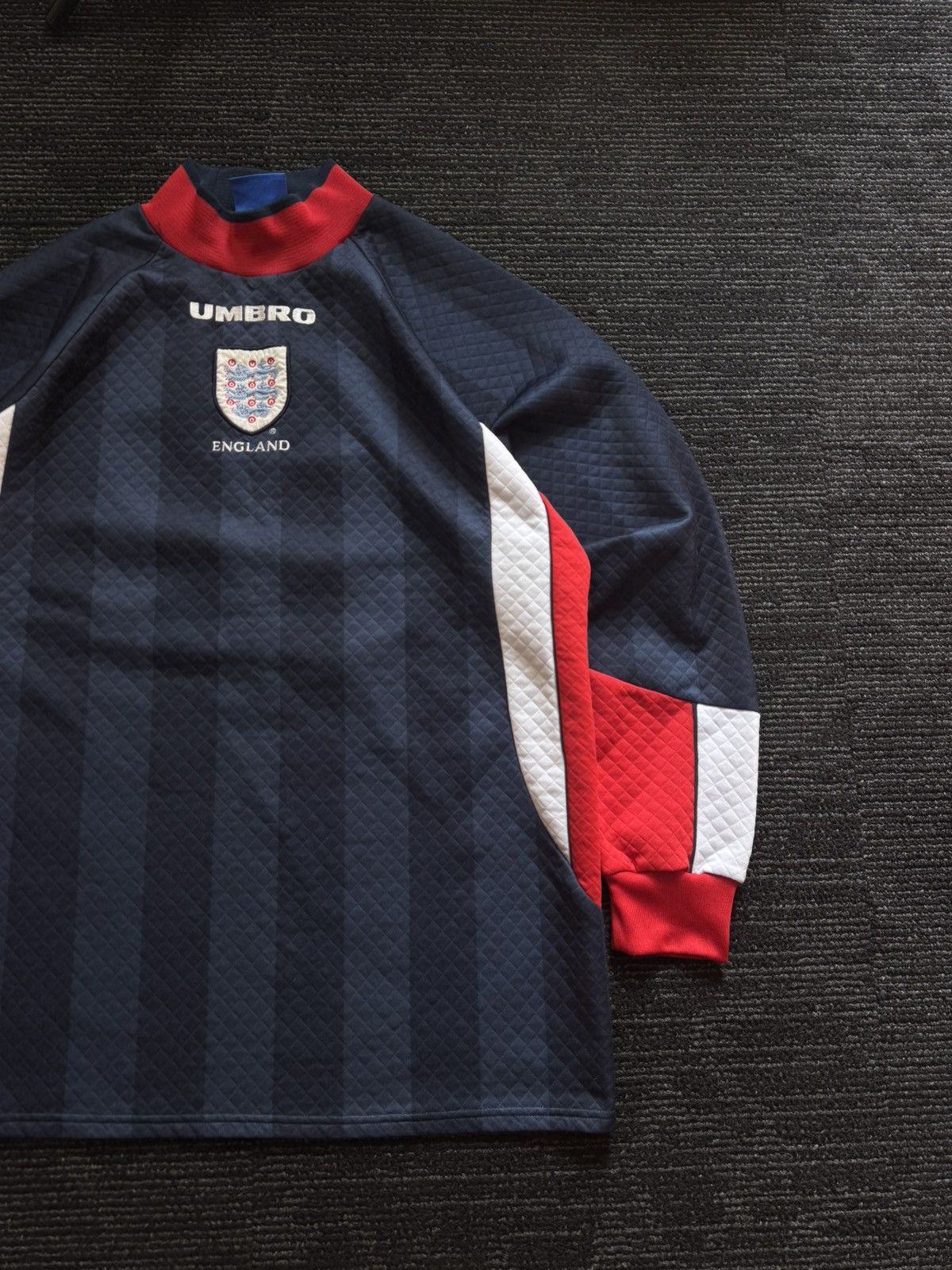 Umbro England 1997-98 Away Goalkeeper shirt Size US XL / EU 56 / 4 - 4 Thumbnail