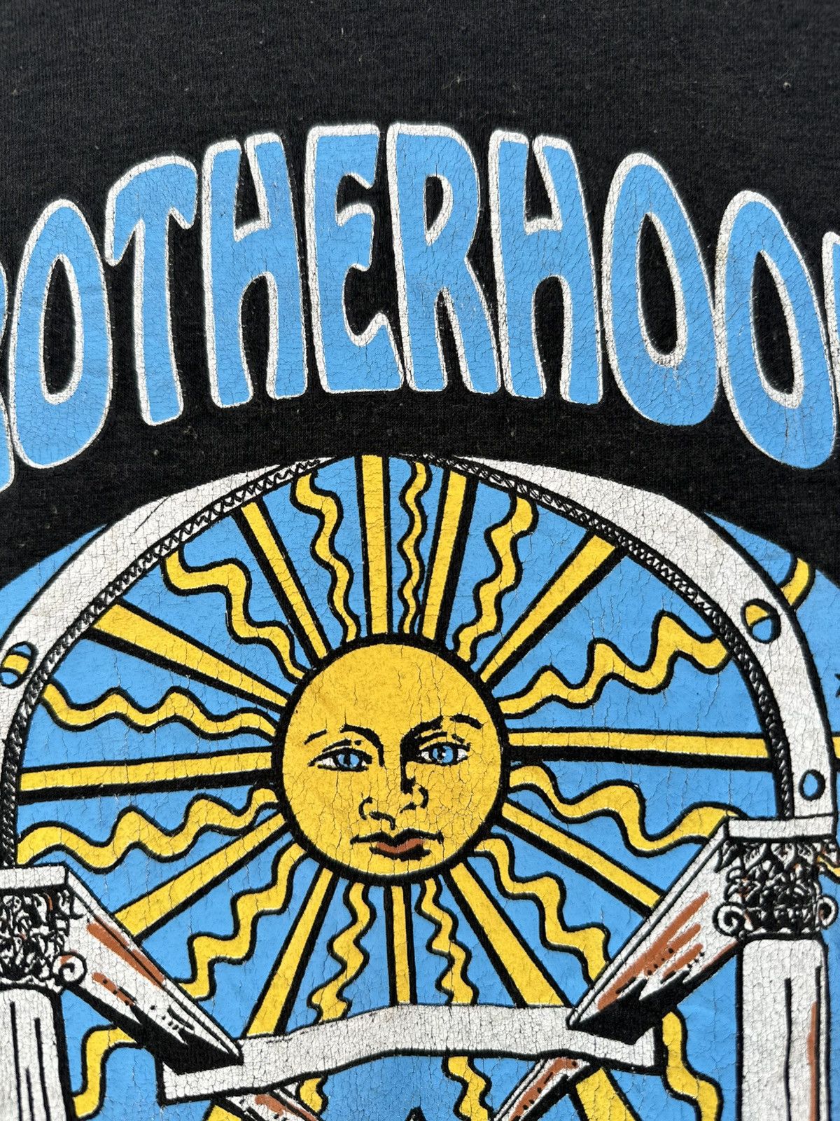 Ron Jon Surf Shop Thrashed Vintage 90s Brotherhood Surf Australia Faded Tee Size US XXL / EU 58 / 5 - 6 Thumbnail