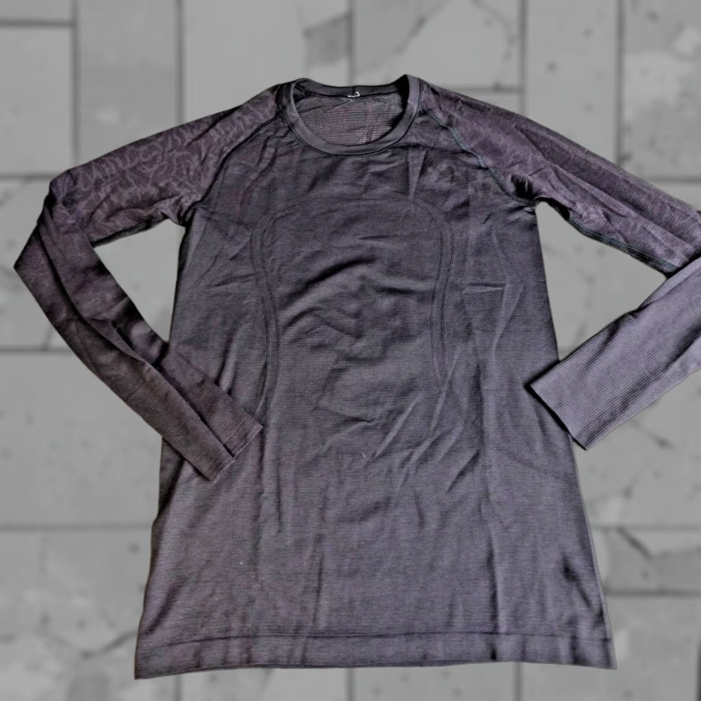 Lululemon Lululemon Swiftly Tech Womens Shirt Large Red Burgundy Raglan Floral Crew Neck Pullover Activewear Lis Shirts Womens Size L / US 10 / IT 46 - 1 Thumbnail