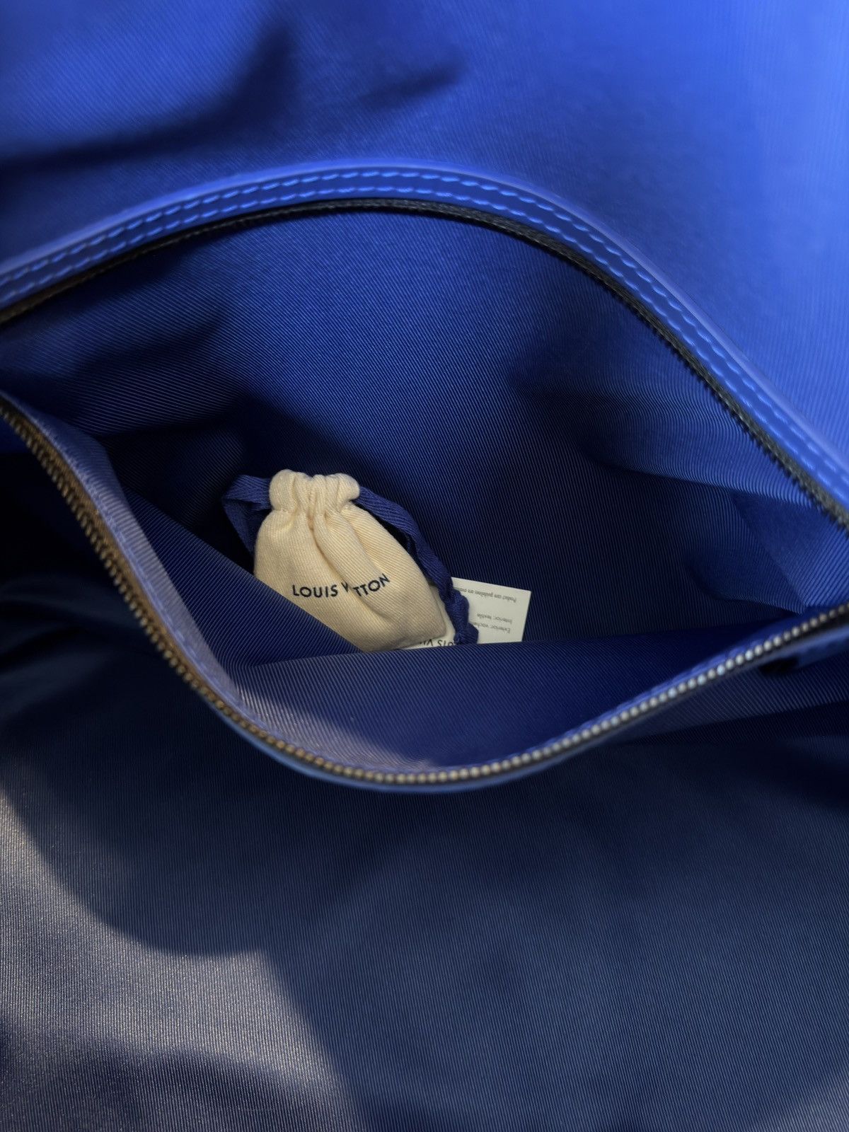 Louis Vuitton Louis Vuitton Keepall Bandouliere 50 Taurillon Monogram Blue Size ONE SIZE - 6 Thumbnail